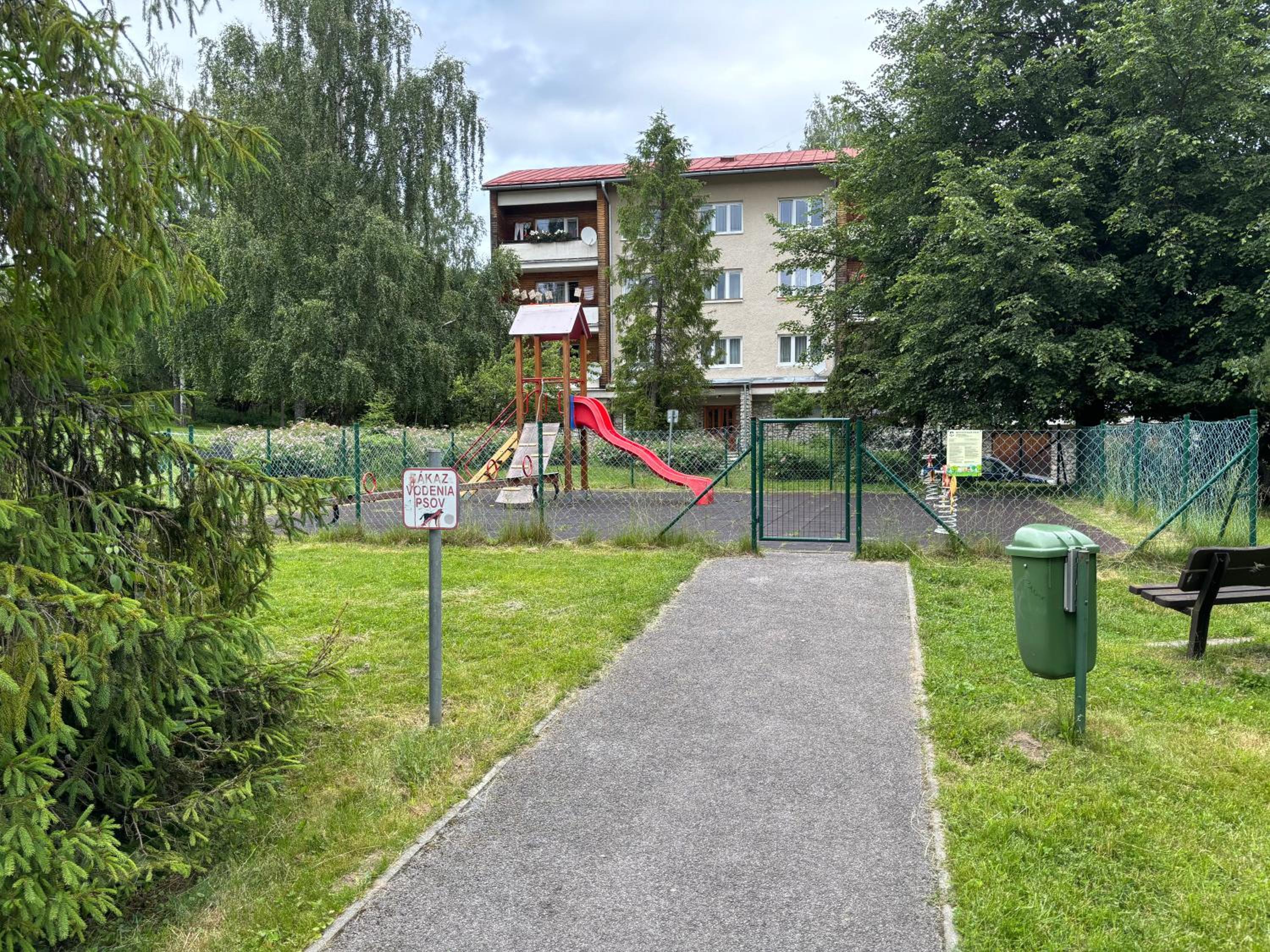 Photo 12