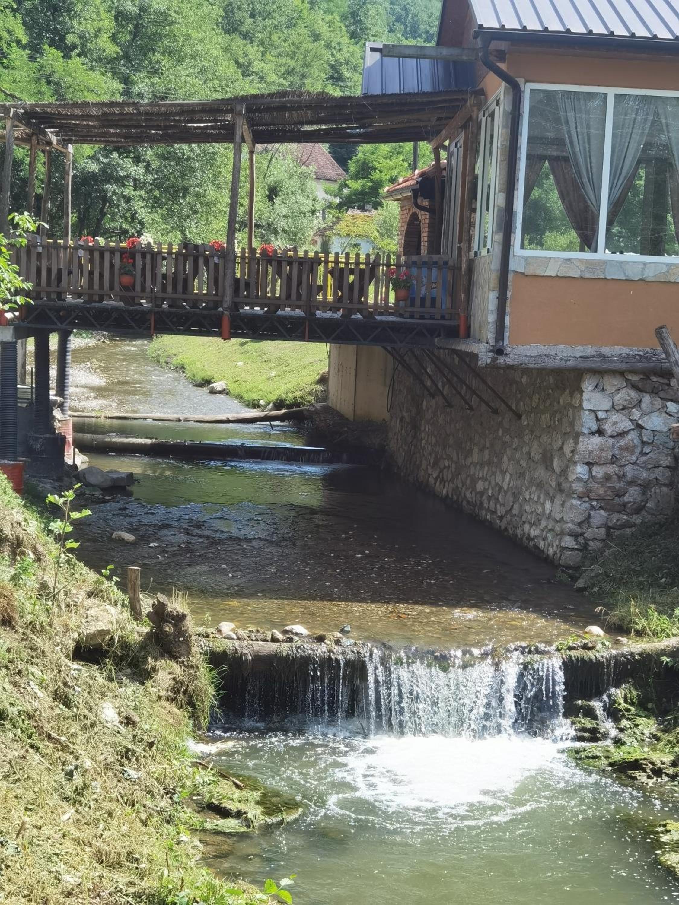 Apartmani Račanka
