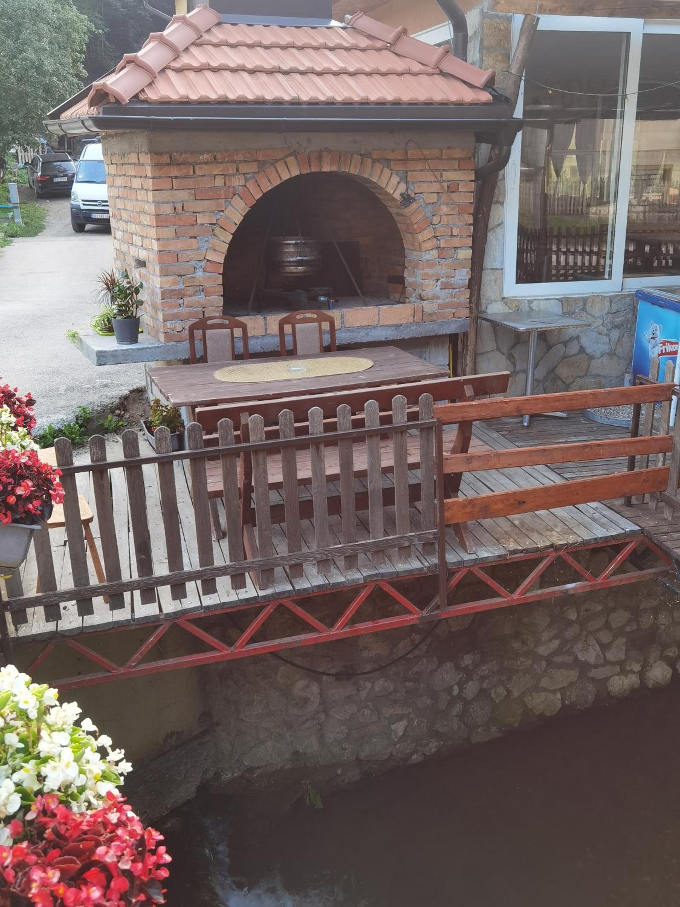 Apartmani Račanka