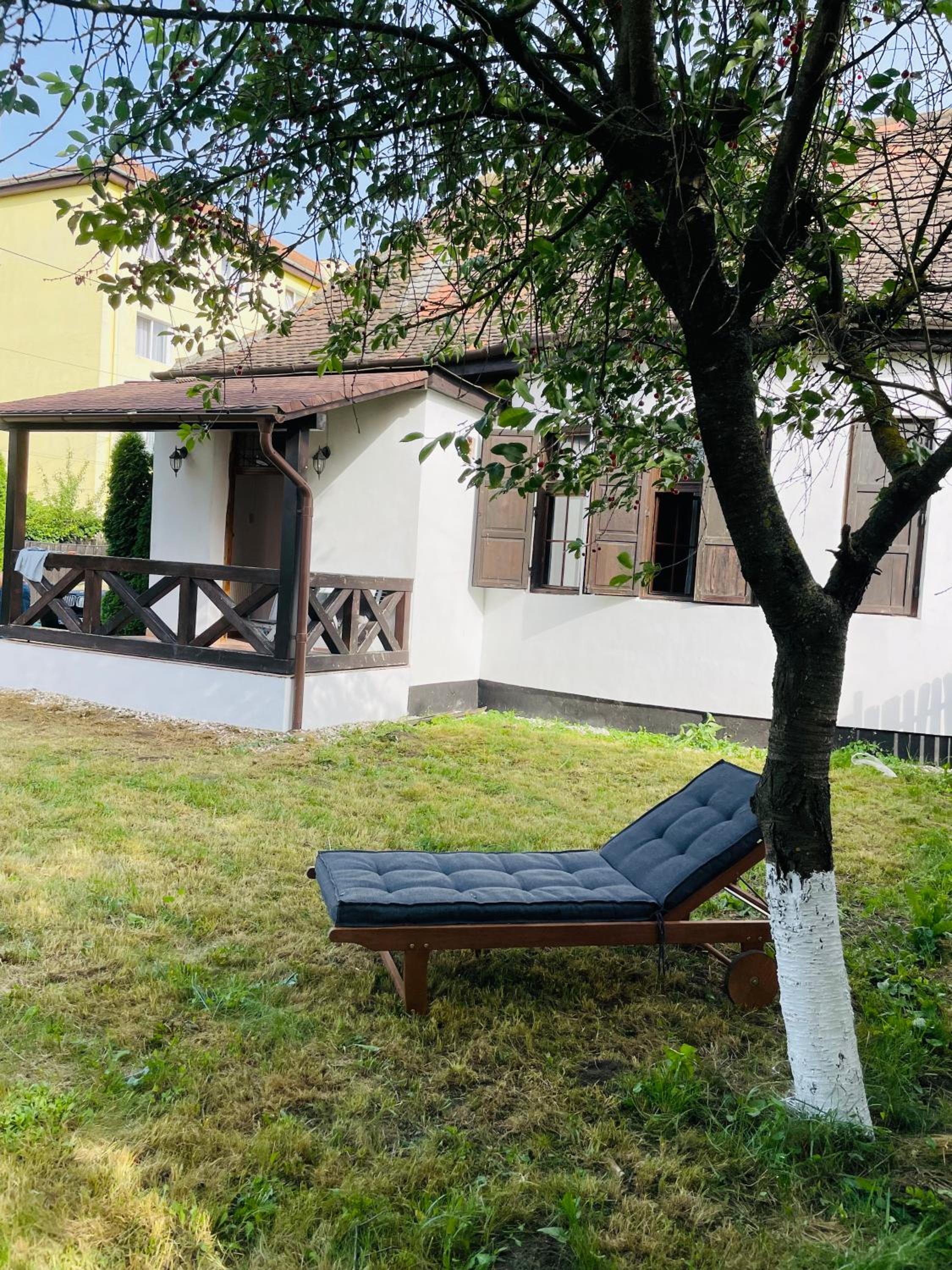 House of Joven view 4