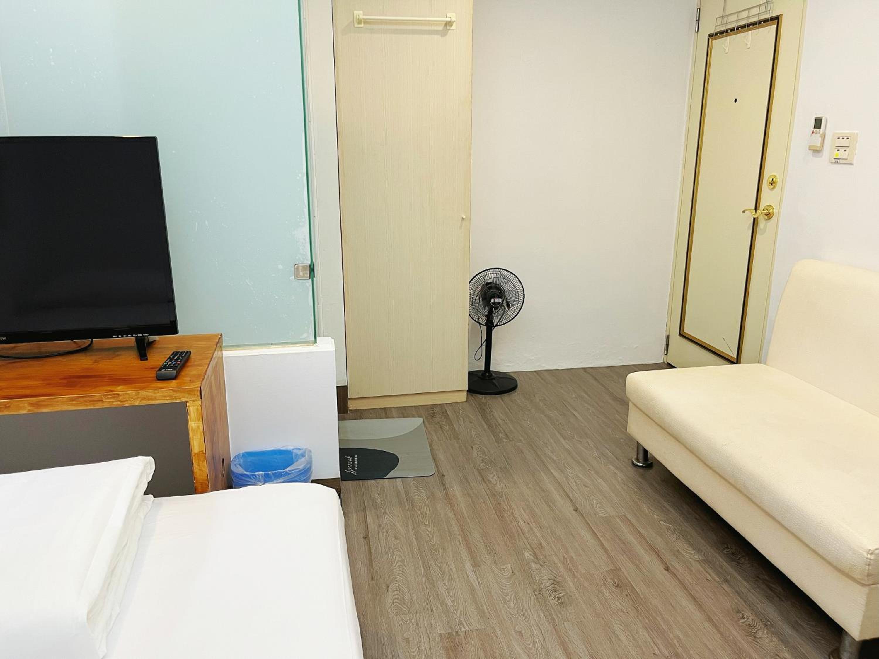 Fengjia 08 home