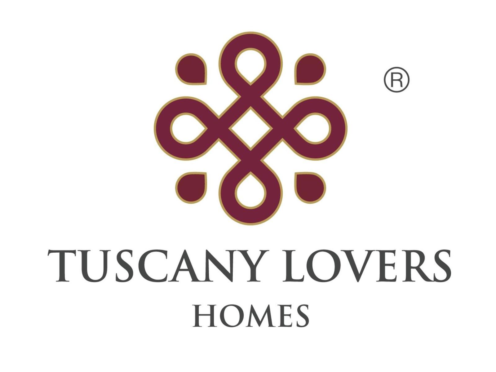 Villa Lilly, with private Garden and Parking, 800 mt to Lucca City center view 3
