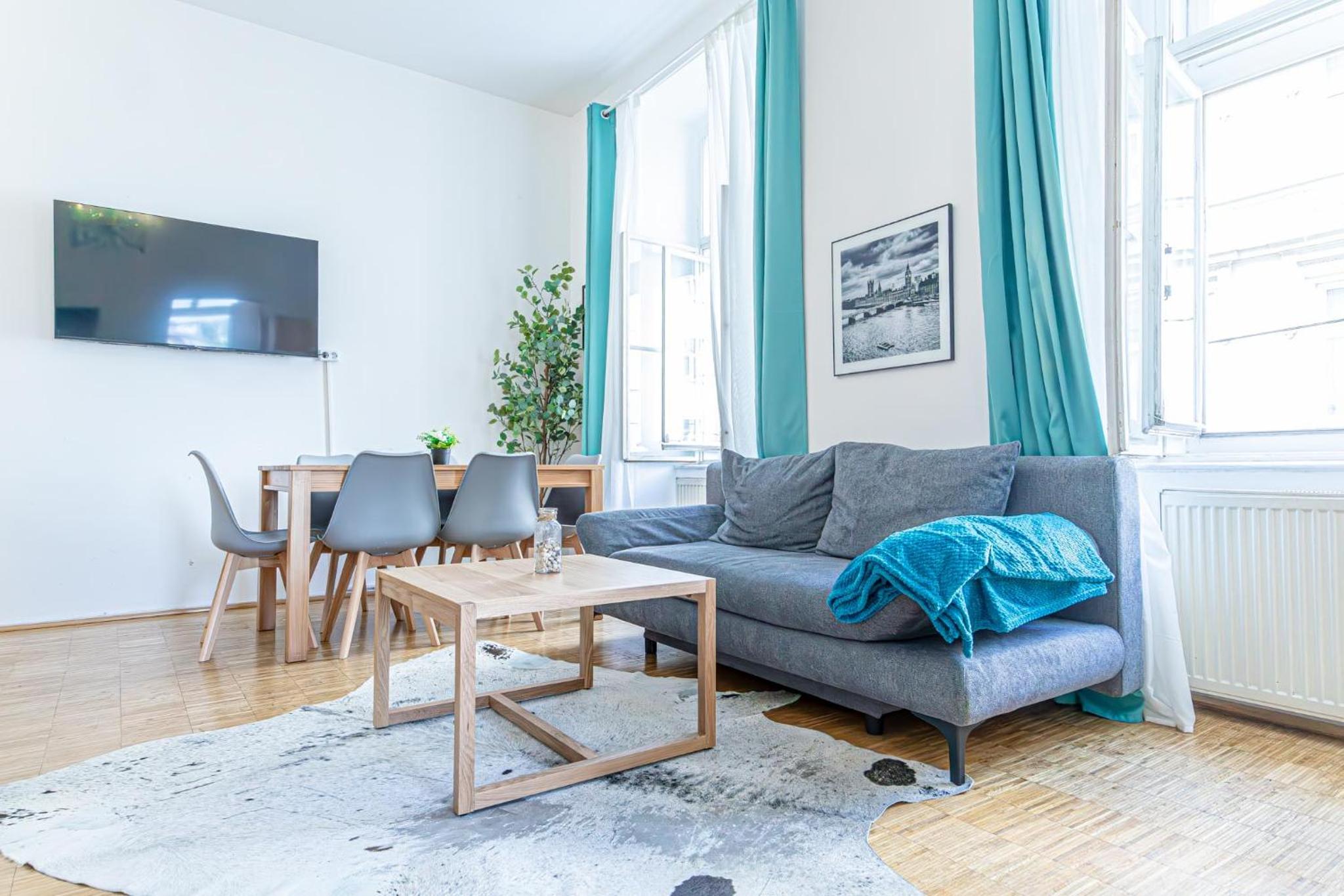 In the Heart of Vienna, Amazing 2BR Apartment with WIFI & TV