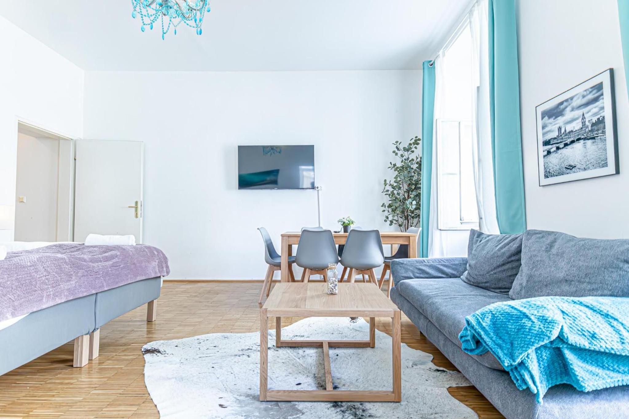 In the Heart of Vienna, Amazing 2BR Apartment with WIFI & TV