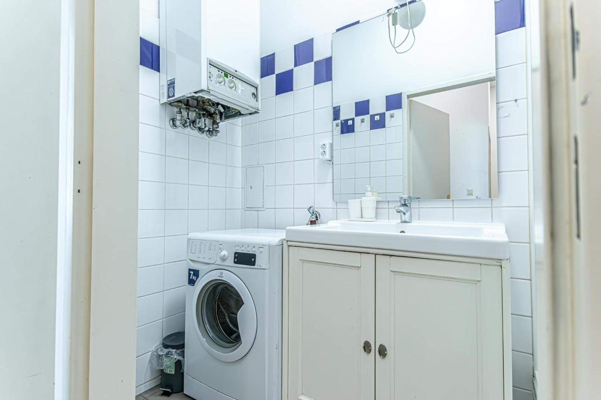 In the Heart of Vienna, Amazing 2BR Apartment with WIFI & TV