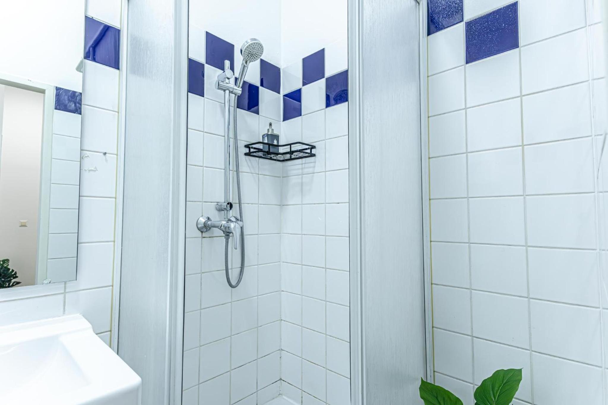 In the Heart of Vienna, Amazing 2BR Apartment with WIFI & TV