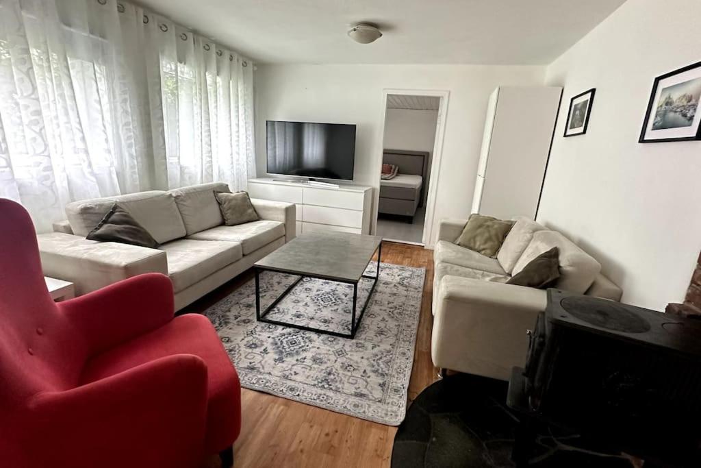Cozy Central Apartment- Pulpit-R