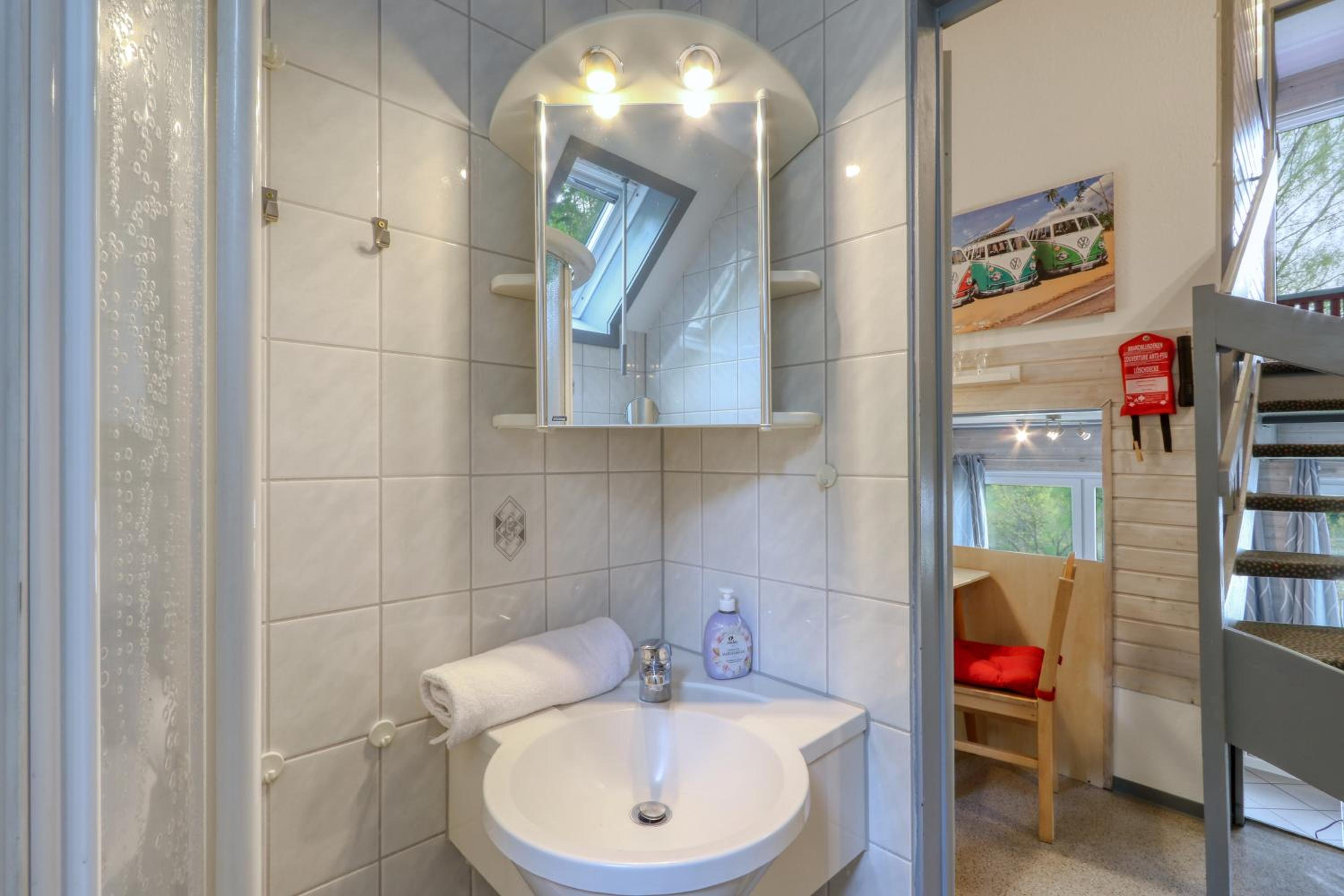 Ferienhaus 21 mit Seeblick und Garten bis 6 Personen