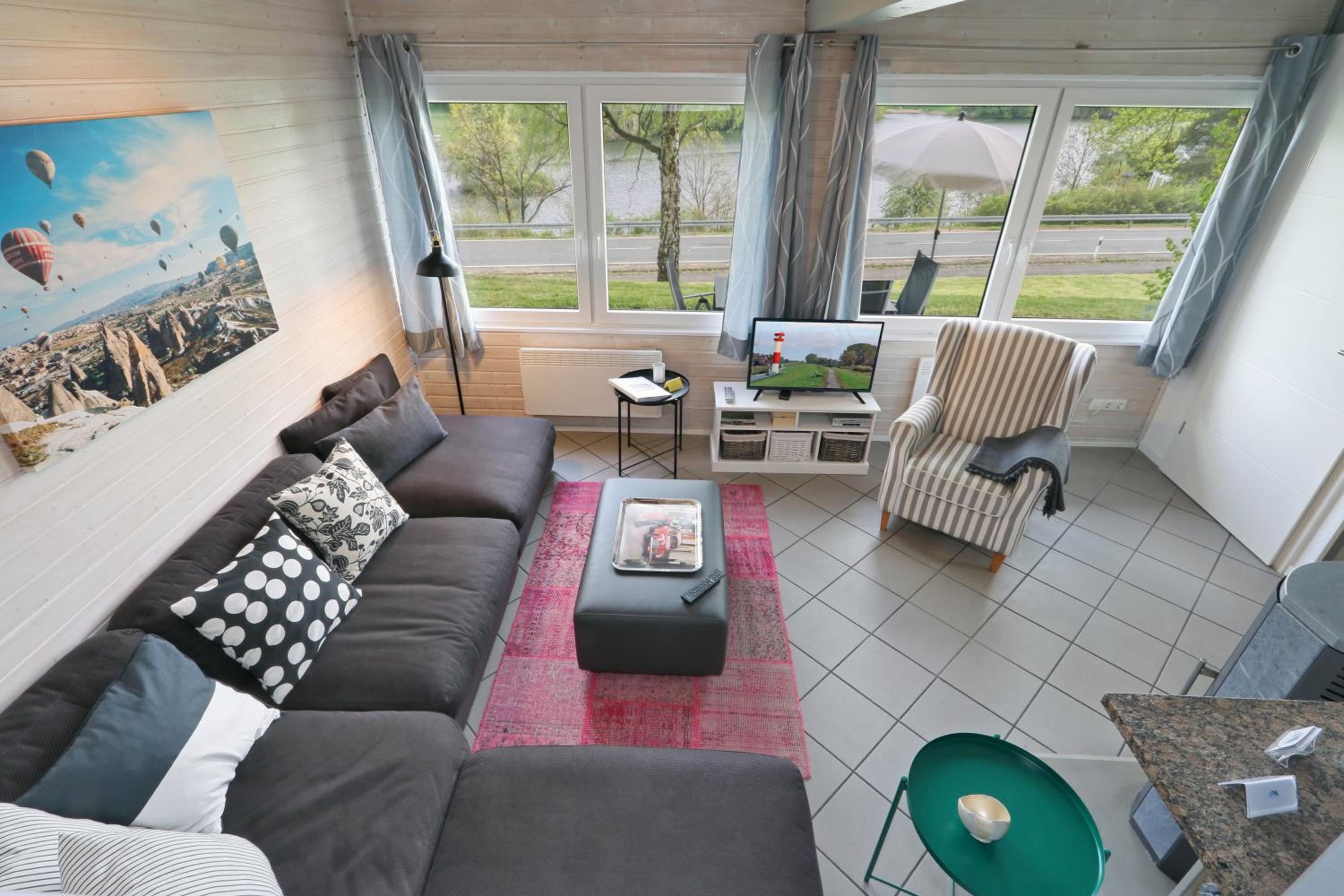 Ferienhaus 21 mit Seeblick und Garten bis 6 Personen