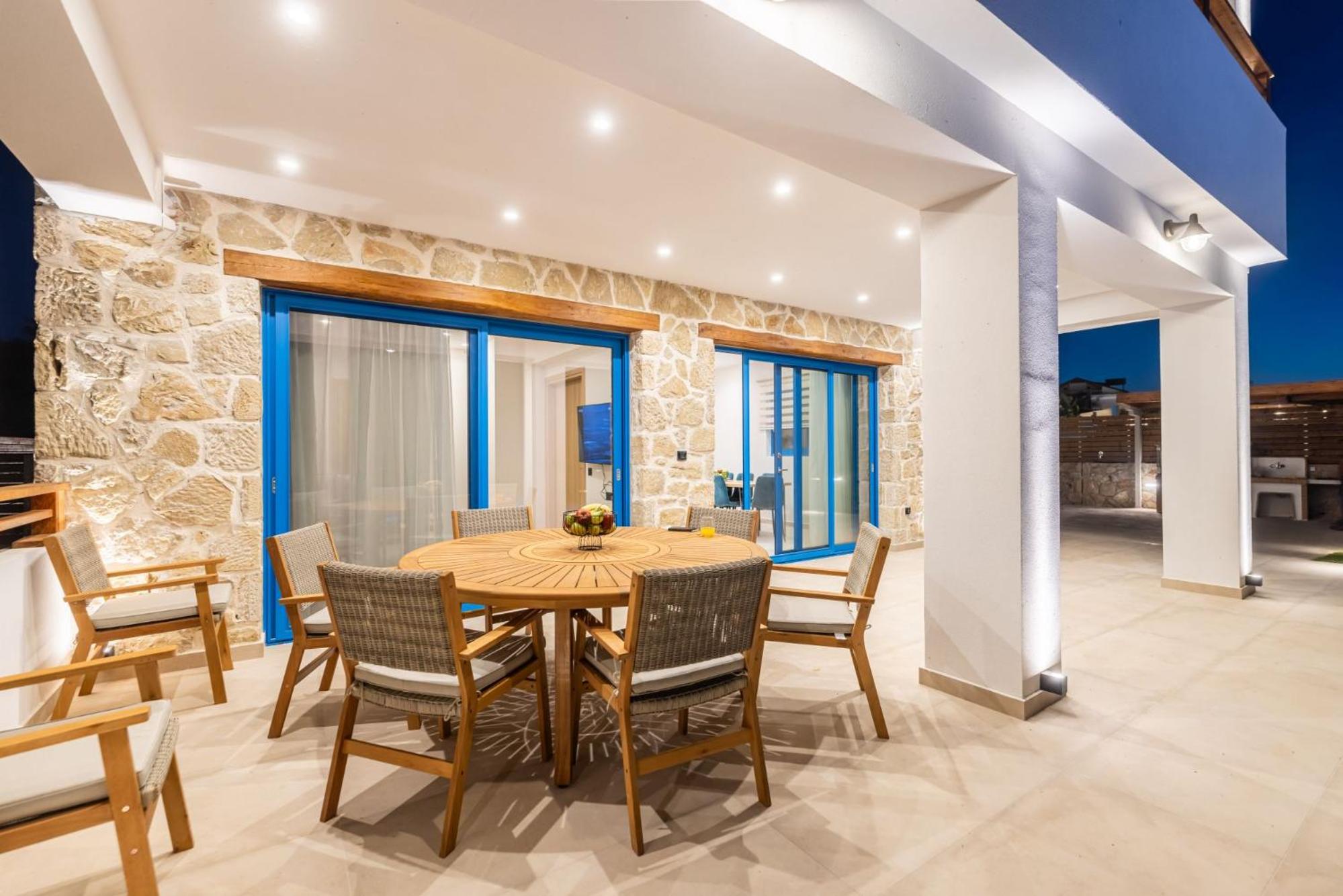 MariDion Beach Family House, by ZanteWize view 4