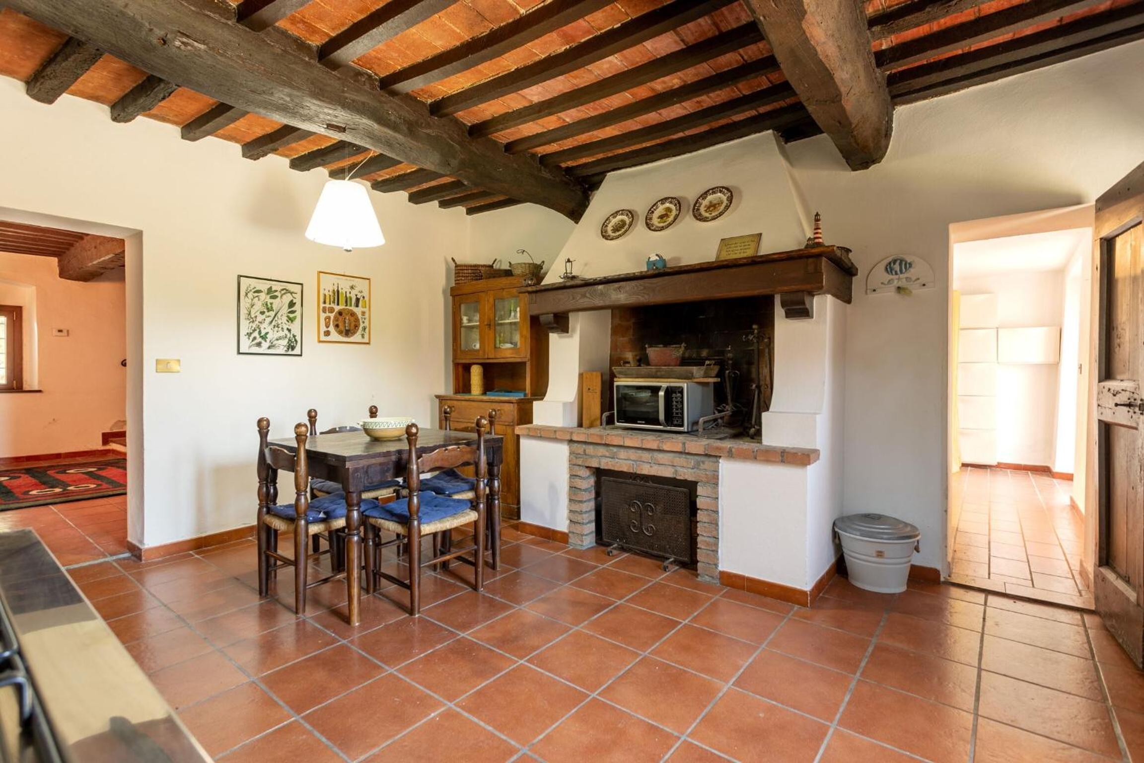 Casale Bianca Luce view 4