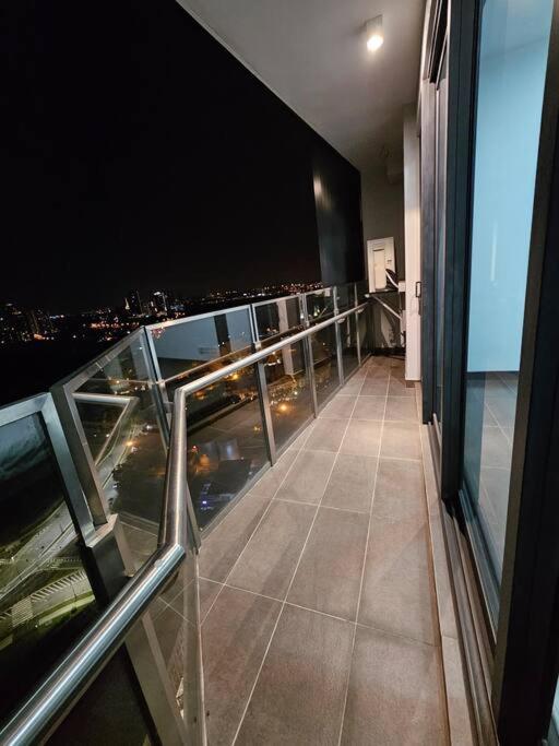 Summer Cozy 2pax Netflix Almas Suite Legoland at Iskandar Puteri Second Link Custom