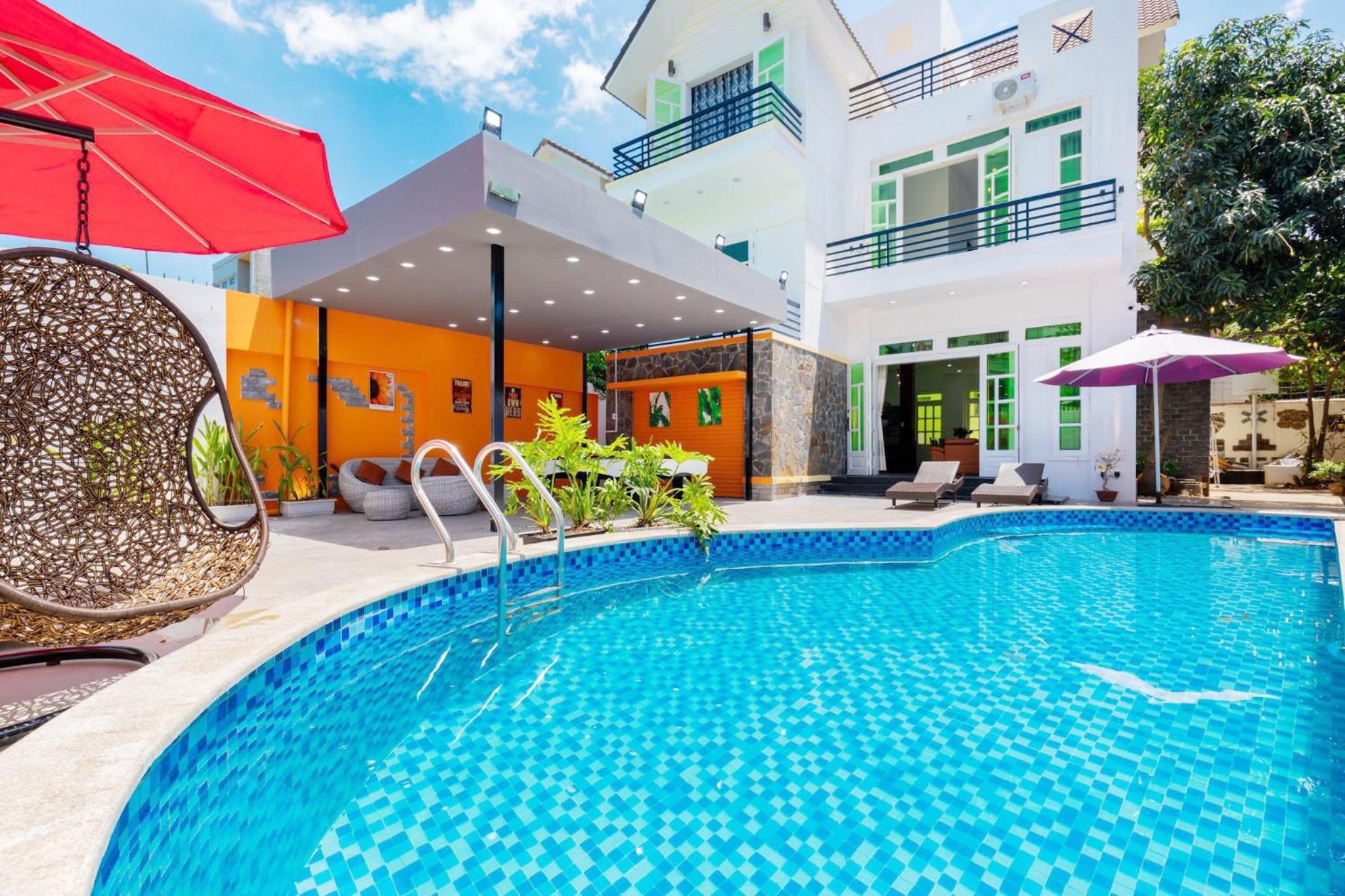 Biệt thự MINH KHAI Hồ Bơi Riêng view 2