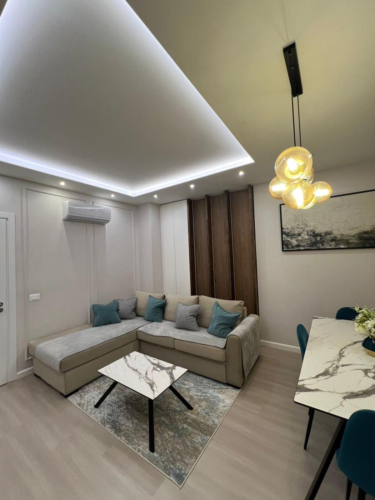 Gold Vollga House Durres