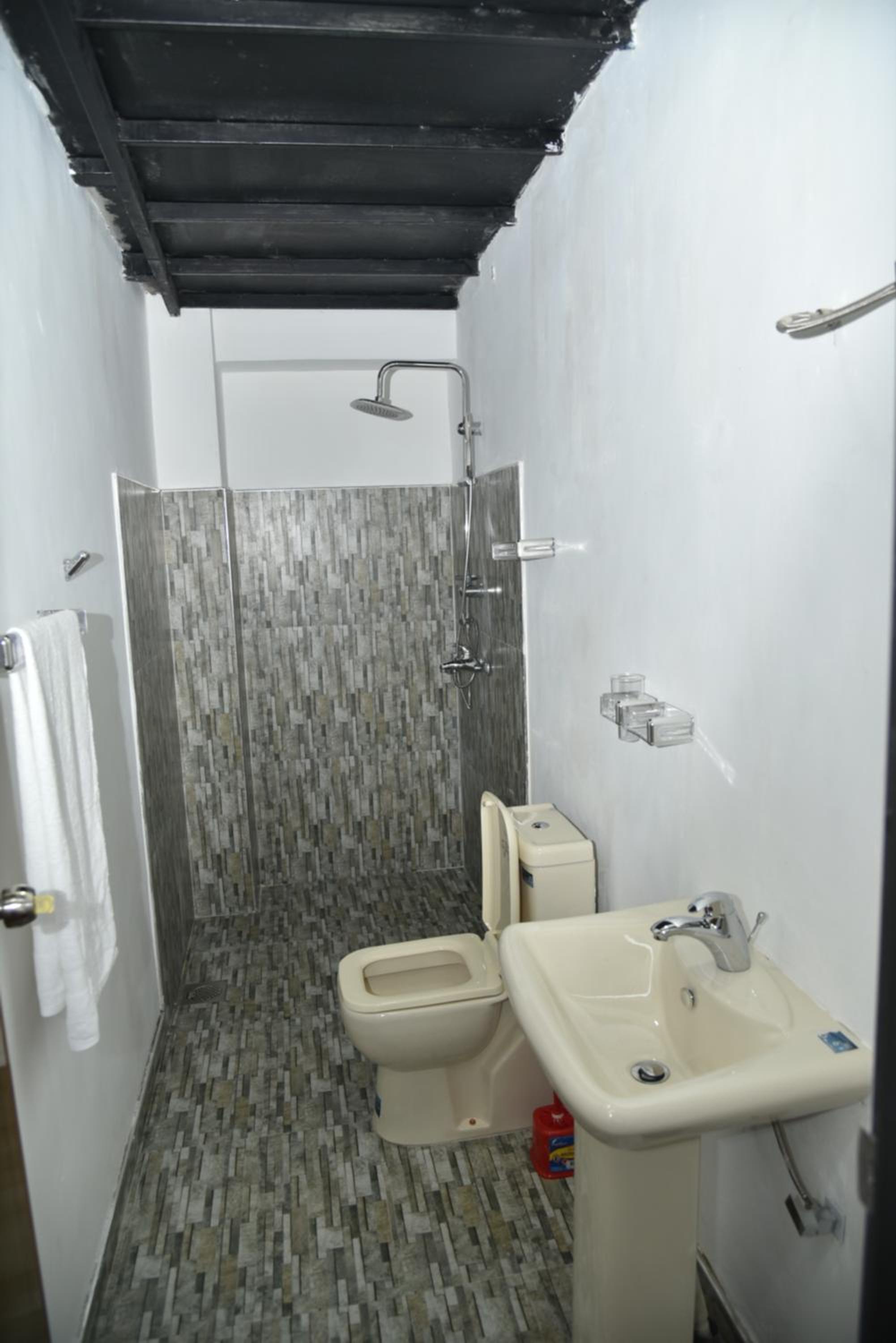 Photo 7