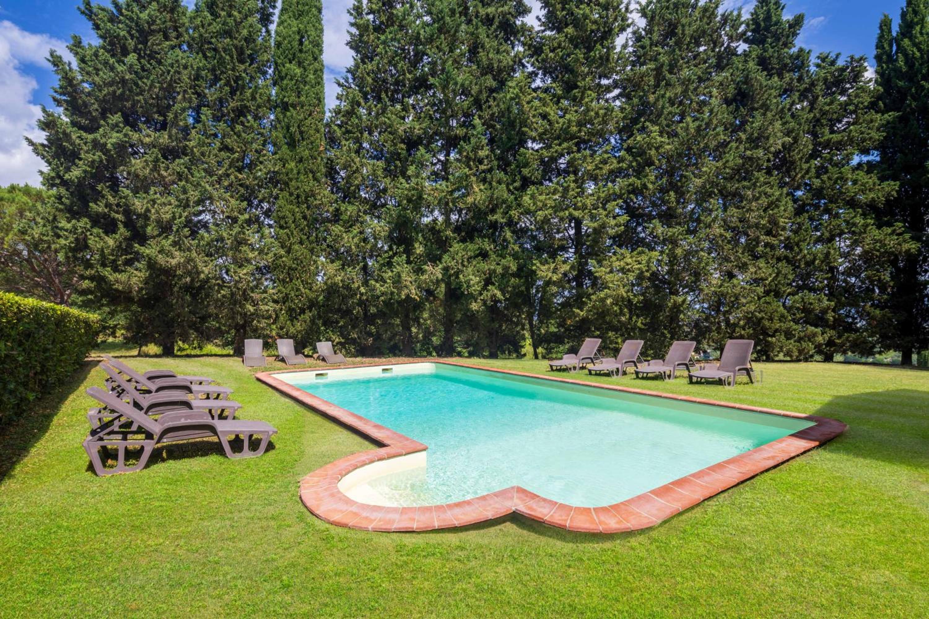 Villa la Selva by VacaVilla view 3