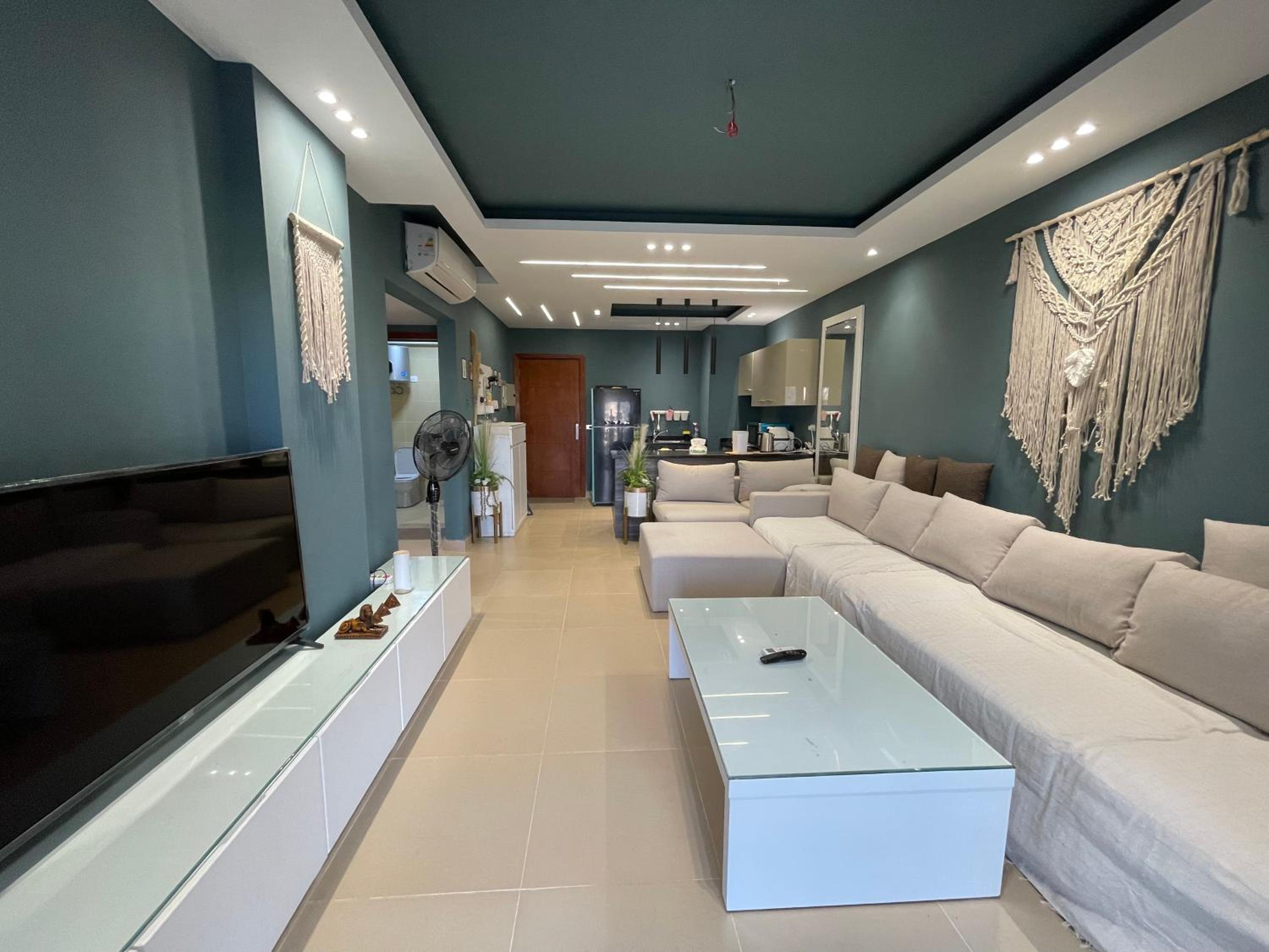 2 Bedrooms Prime Chalet in Azha Ain Sokhna view 4