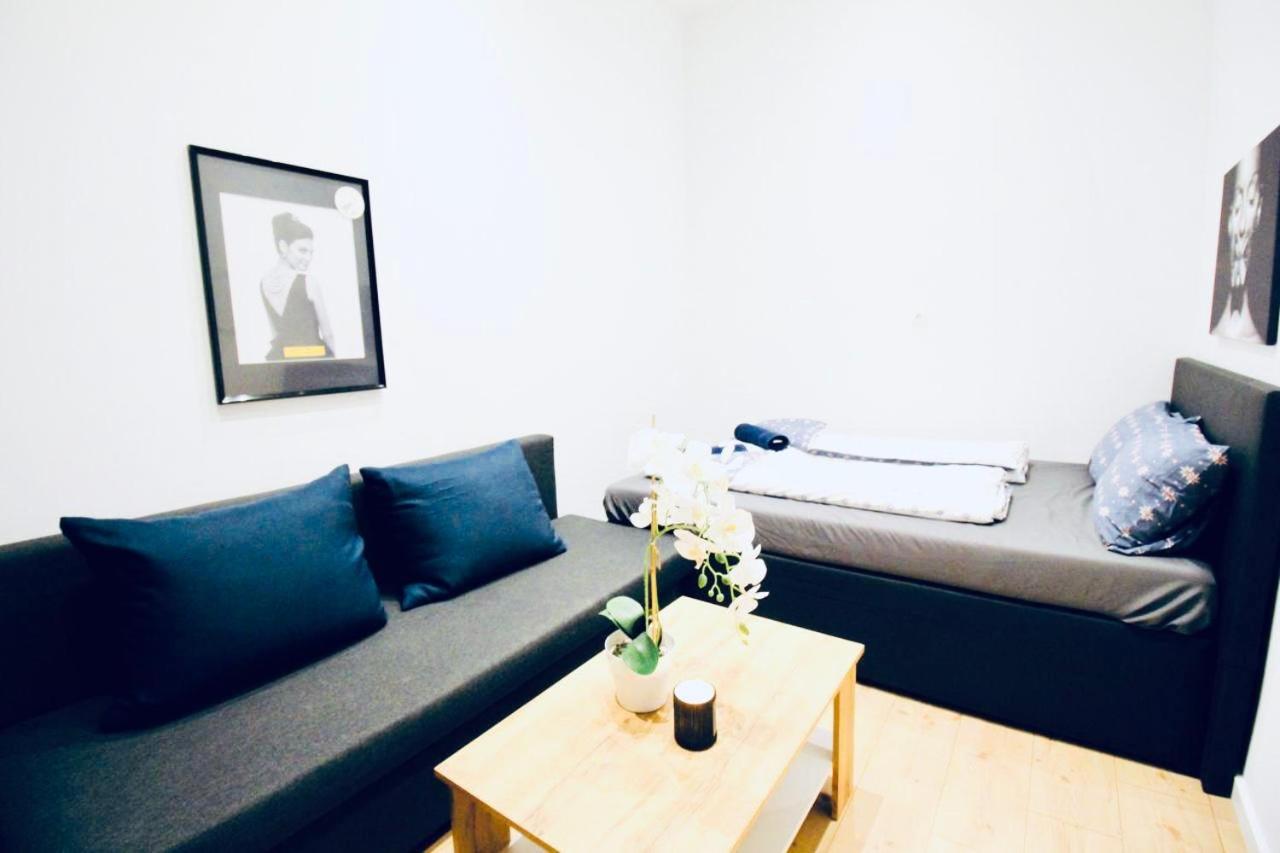 6 min to Amusement Park - Economy Rooms in Shared Apartment