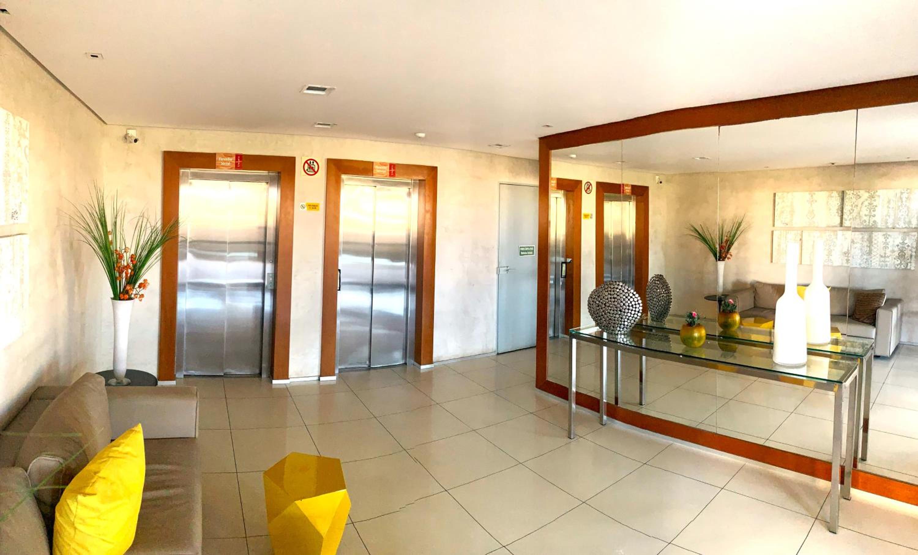 Apartamento 50m da praia- piscina - cobertura - wi-fi - academia