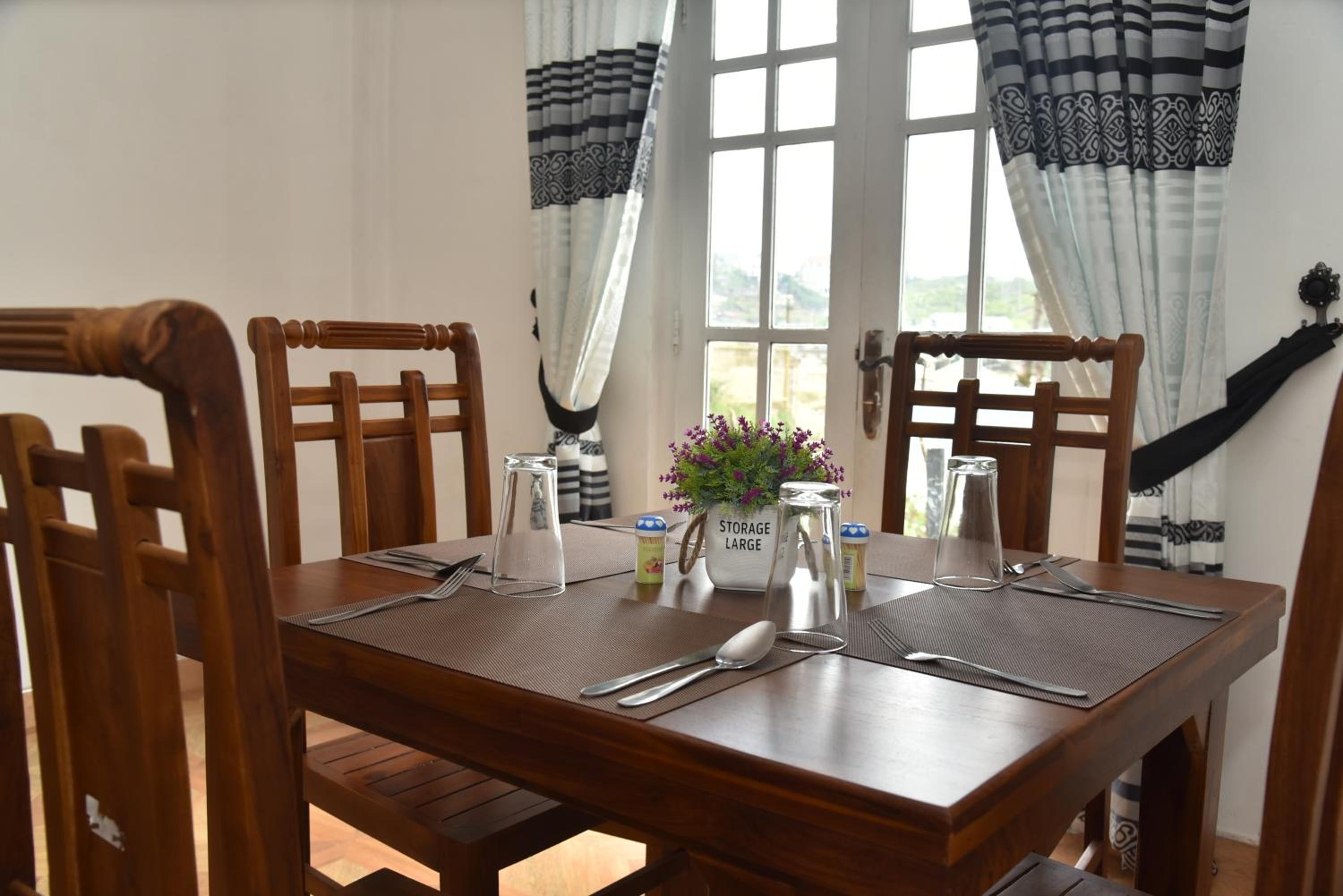 shiny cot Triple room with lake view view 3