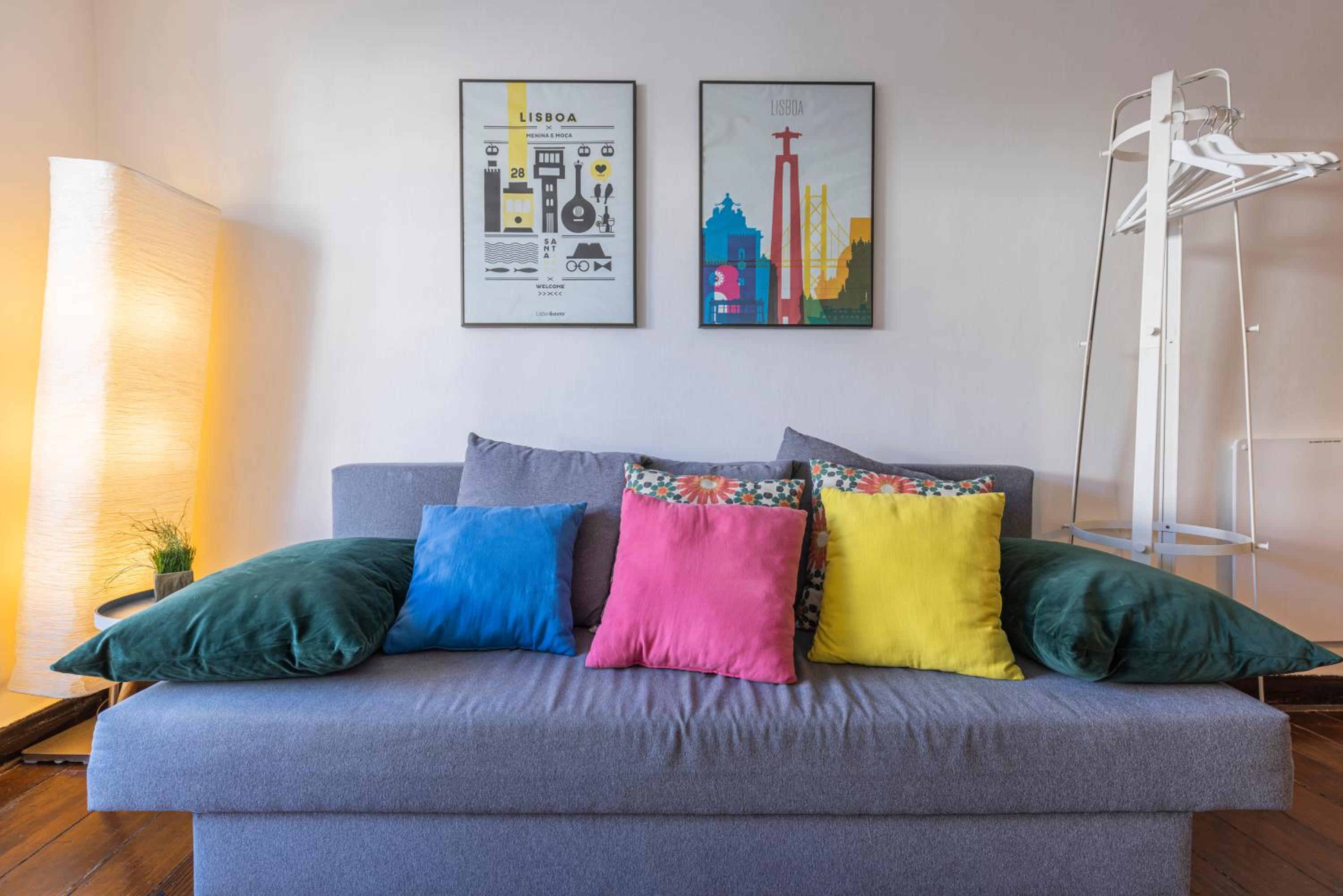 Cosy Lisbon Flat in Martim Moniz - Lisboa view 4