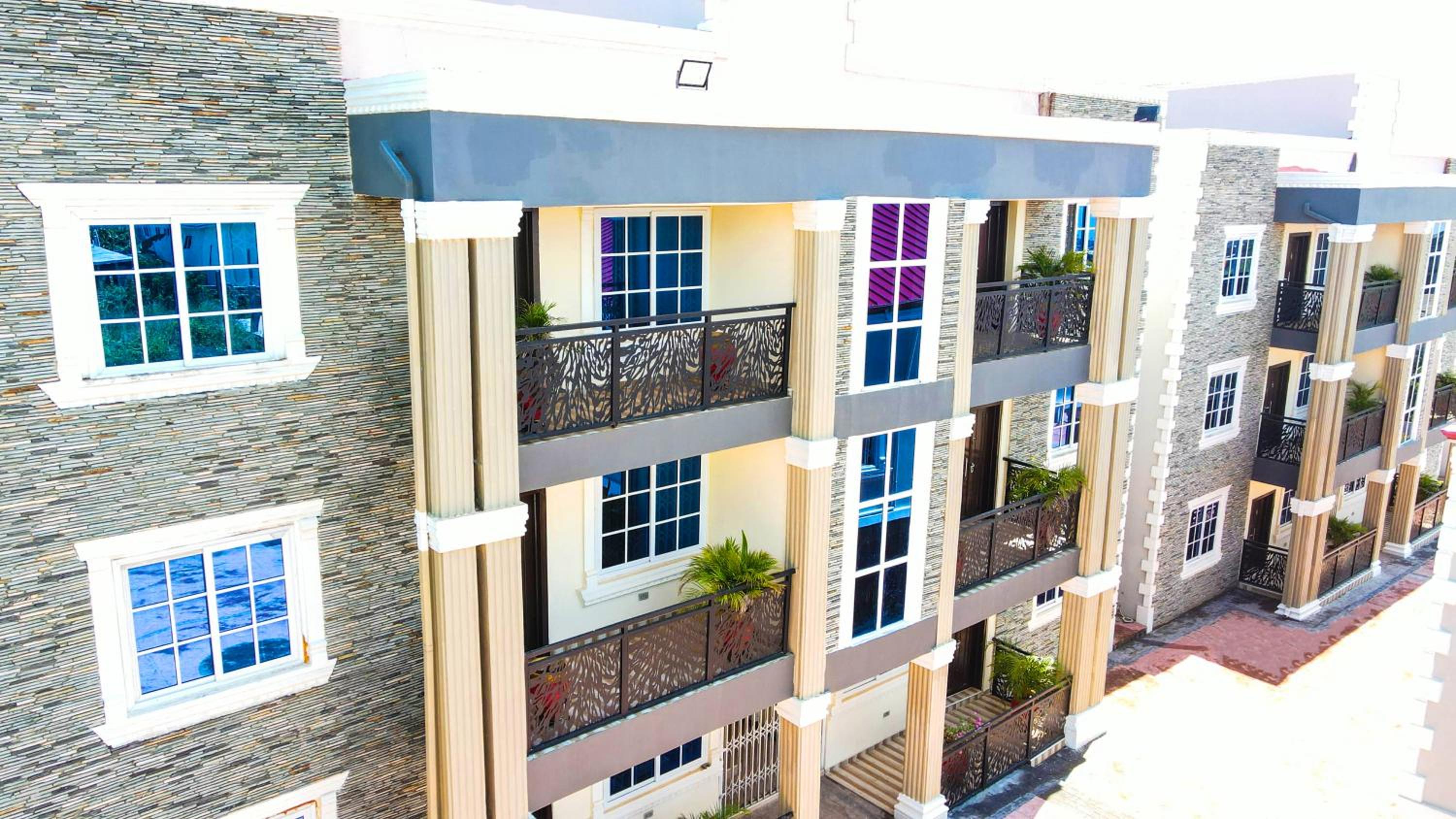 Kara Apartments