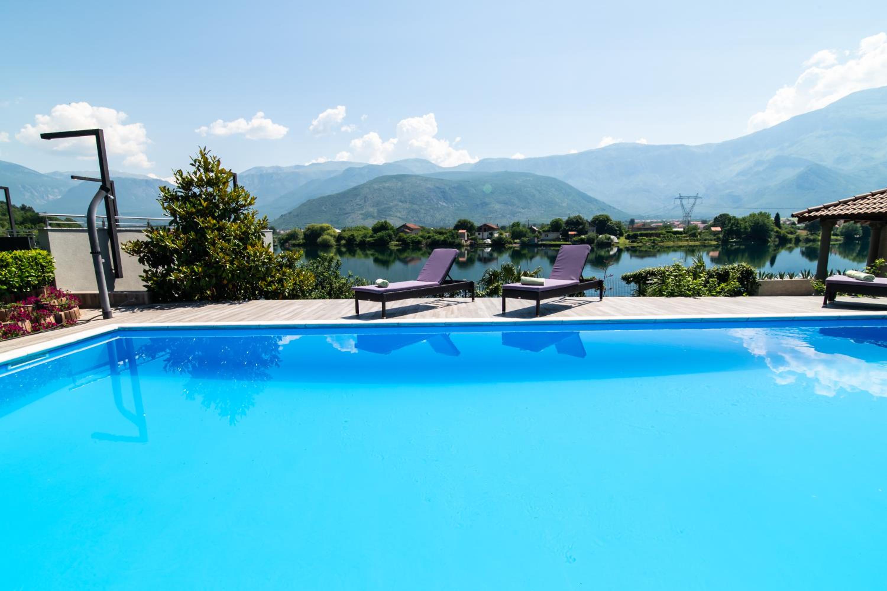 Villa Ana