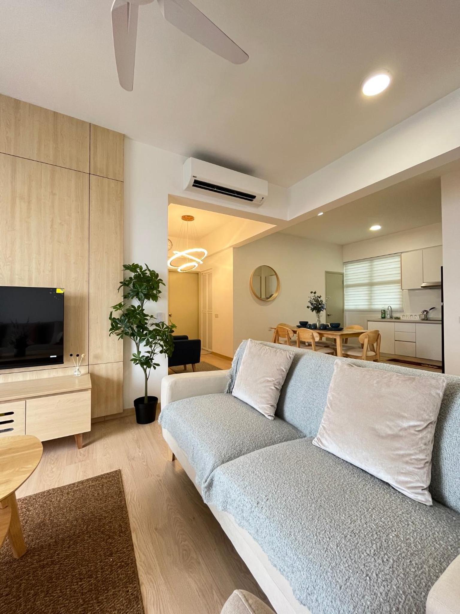 Sea La Vie at Mutiara Beach Resort - Seaview & Netflix free wifi photo 7