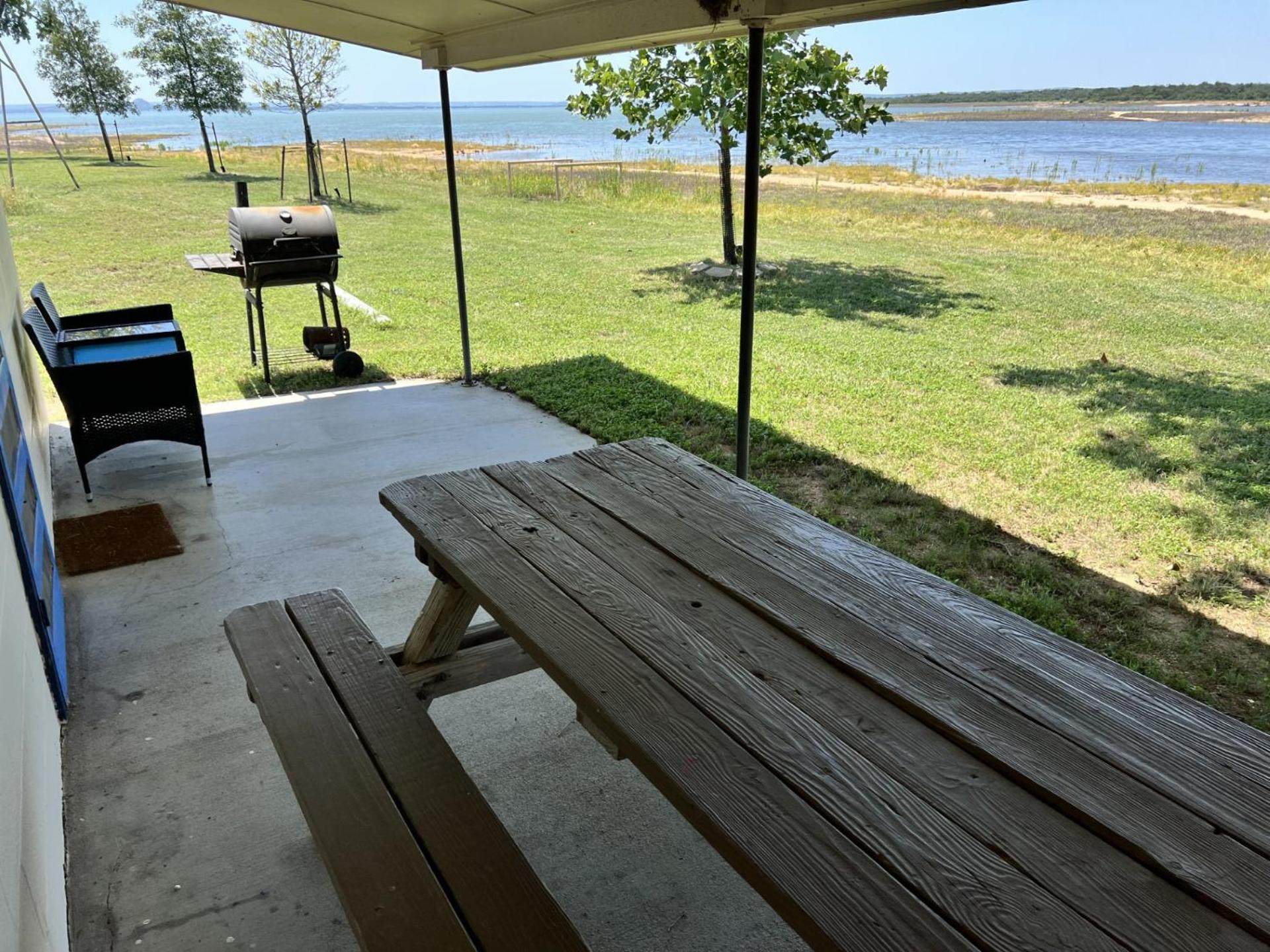 Oasis Lake Buchanan - Property Image 23