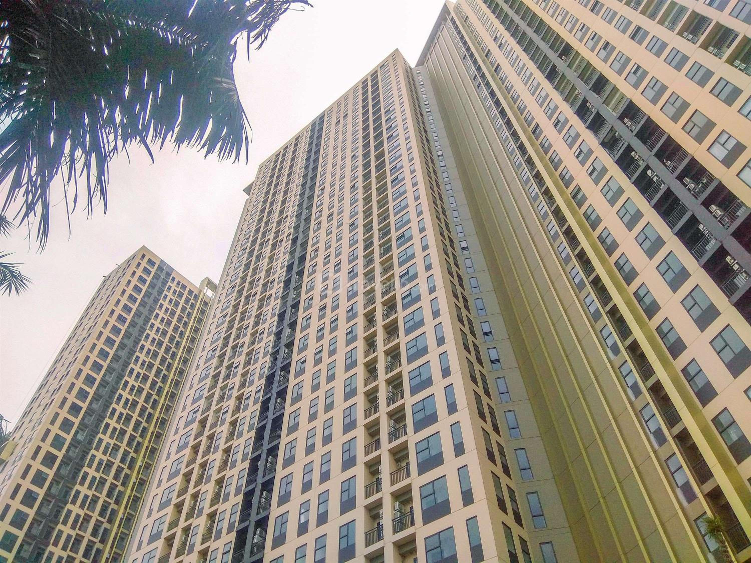 Great Deal and Homey Studio at Transpark Cibubur Apartment By Travelio view 2