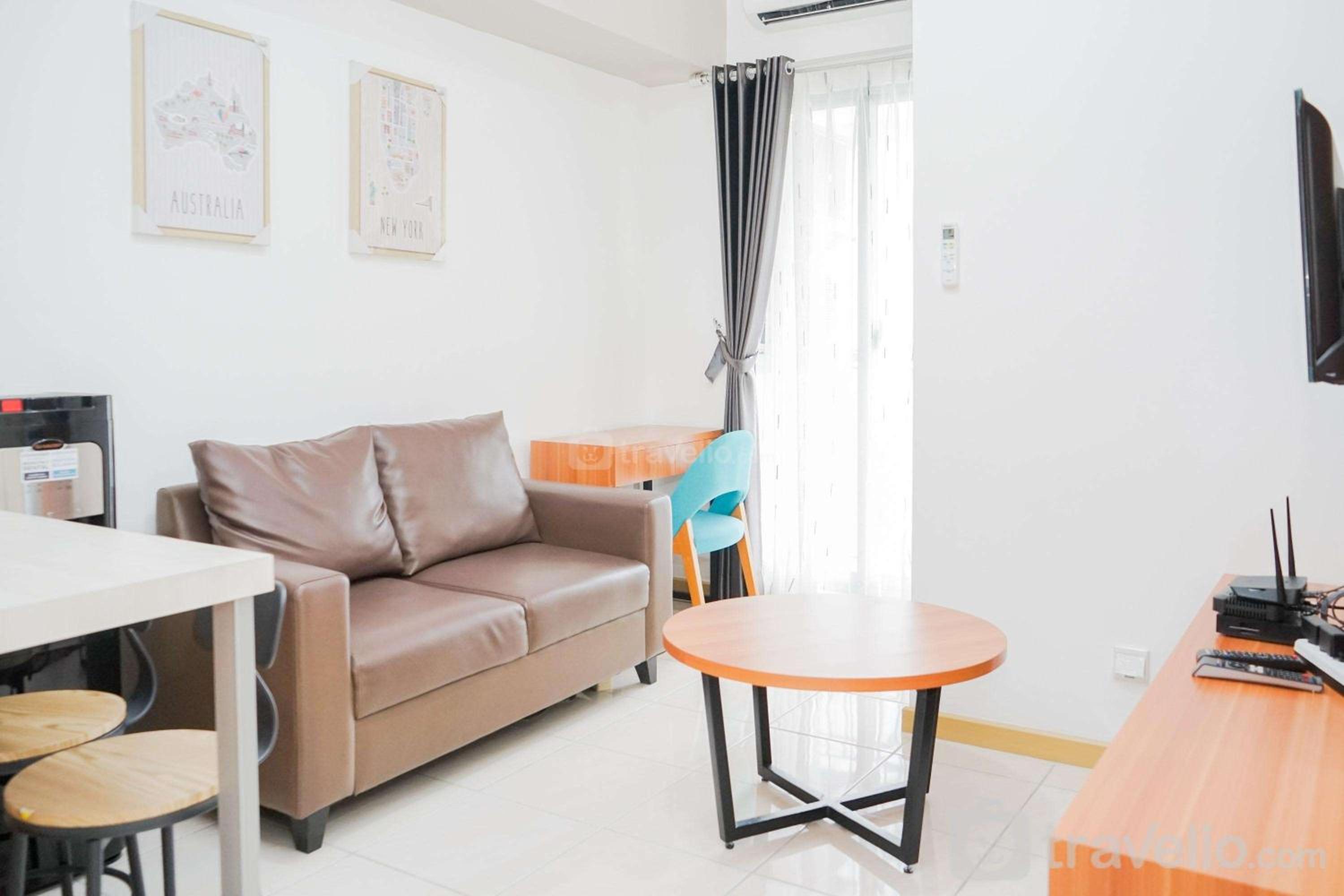 Great Choice 2BR Apartment at M-Town Residence By Travelio view 3