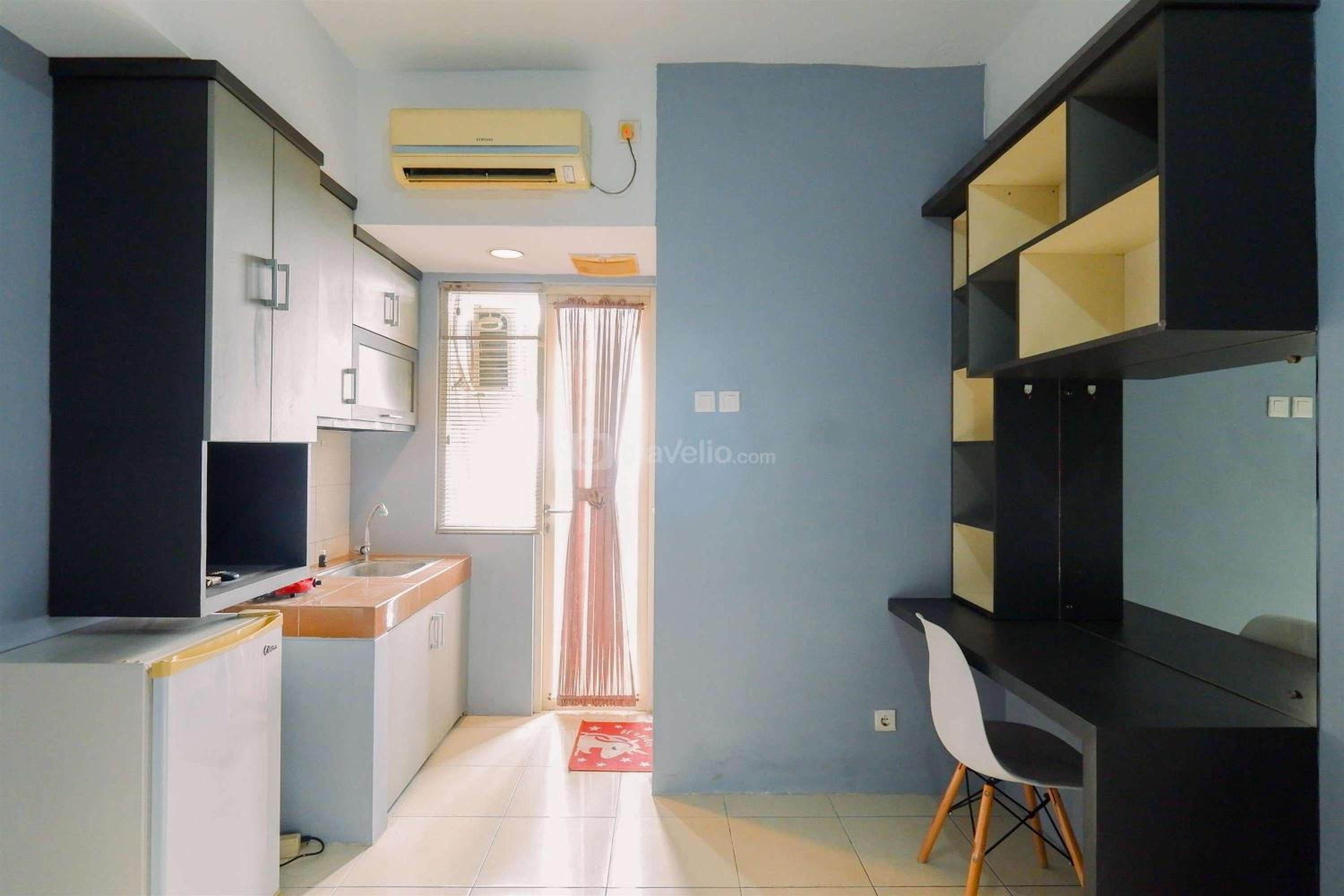 Best Deal and Cozy Studio at Apartment Margonda Residence 4 By Travelio view 2