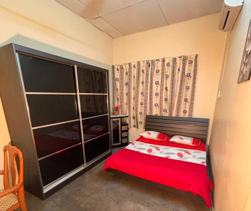 Family-friendly home in Perai, Malaysia