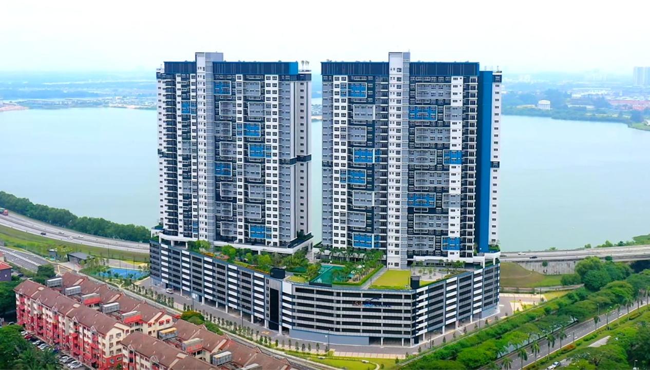 Puchong Skylake Lake-view Condo 3-6pax photo 4