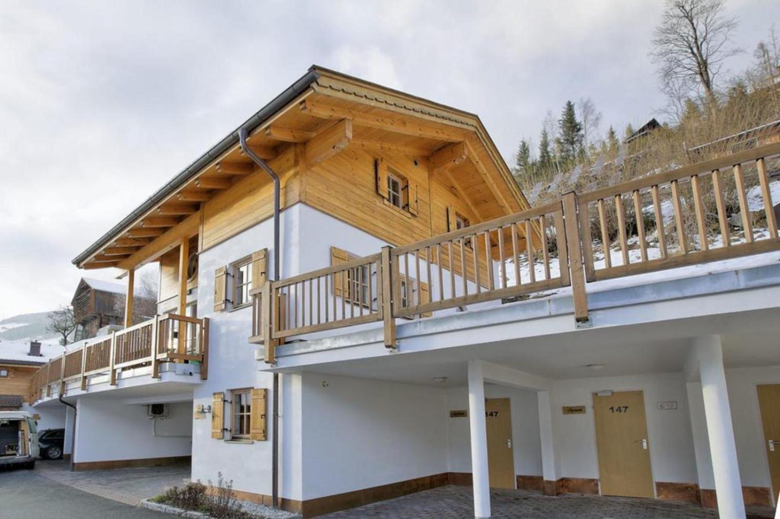 Schöneben Chalet Holzblick