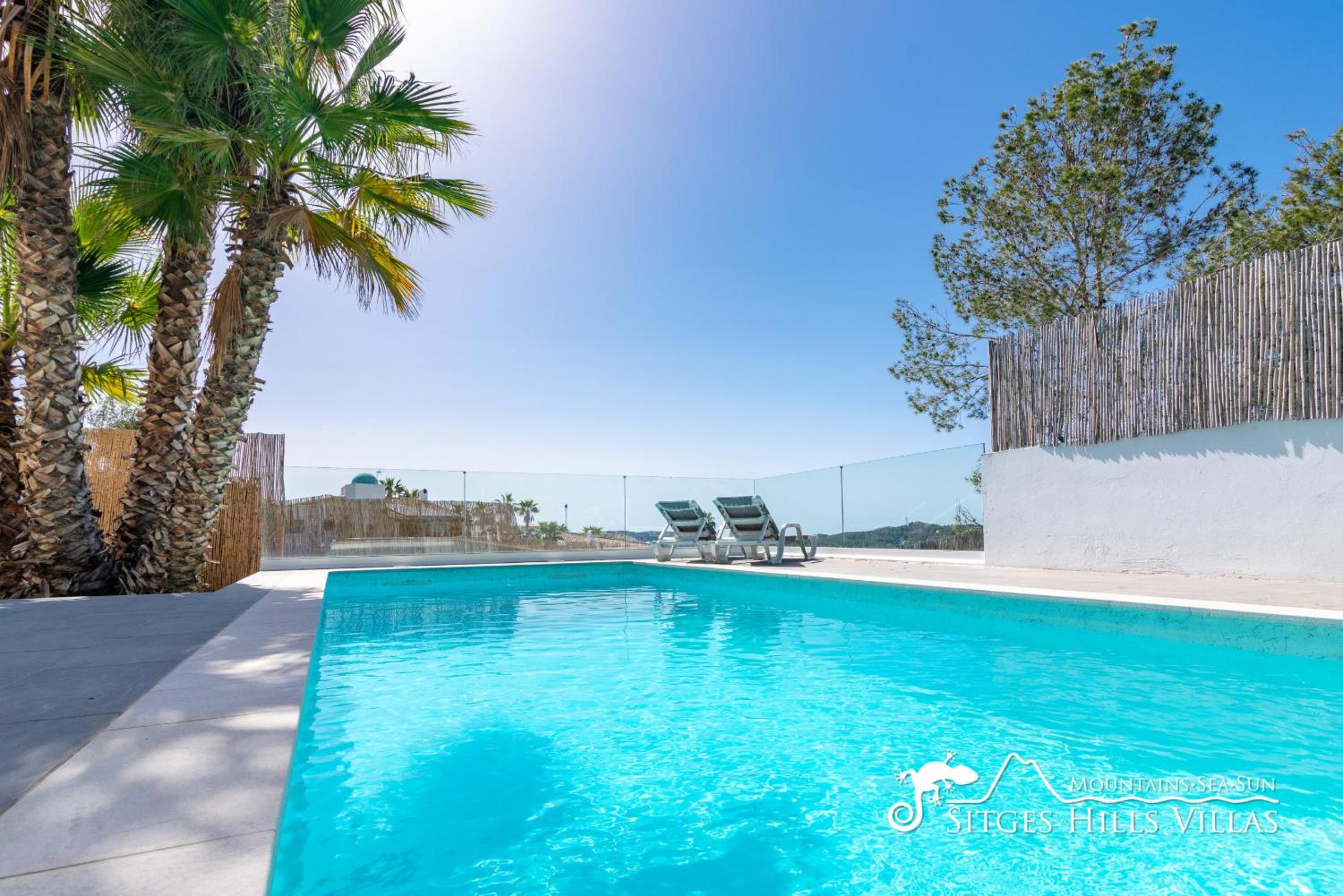 Designer Villa Elodie with private pool and space