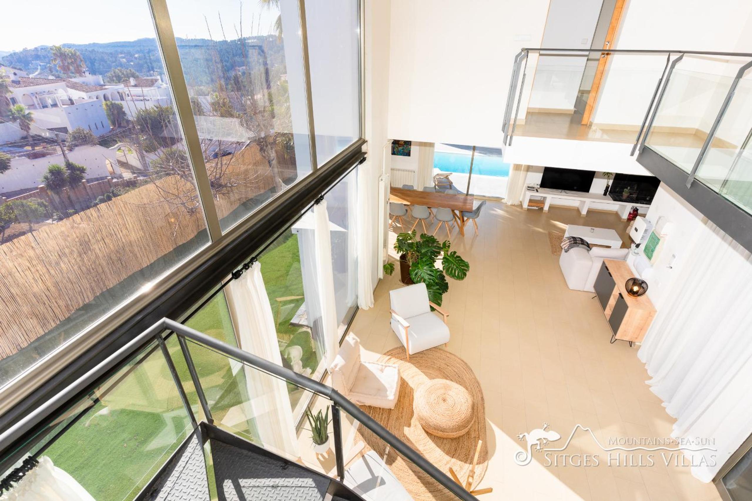 Designer Villa Elodie with private pool and space