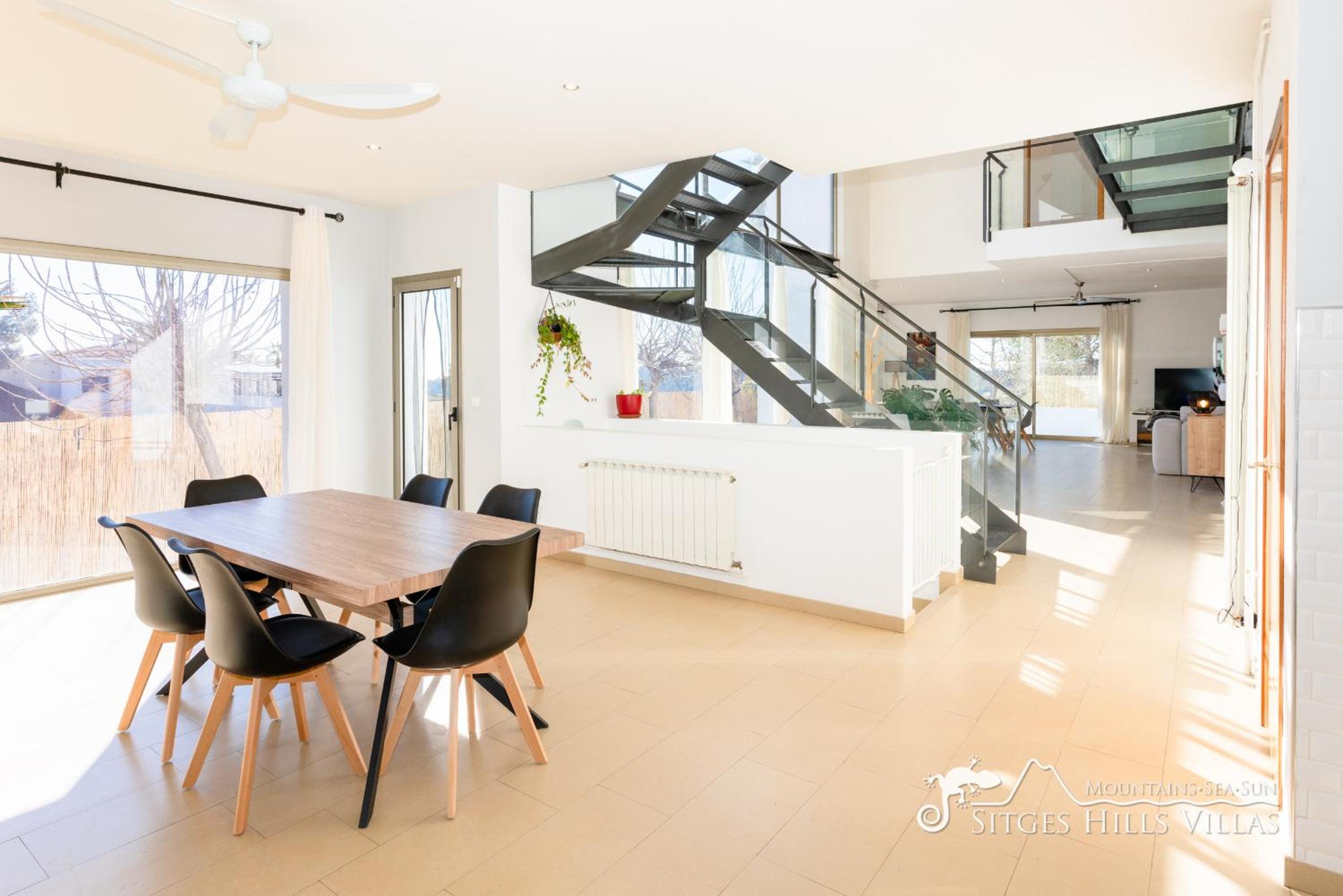 Designer Villa Elodie with private pool and space