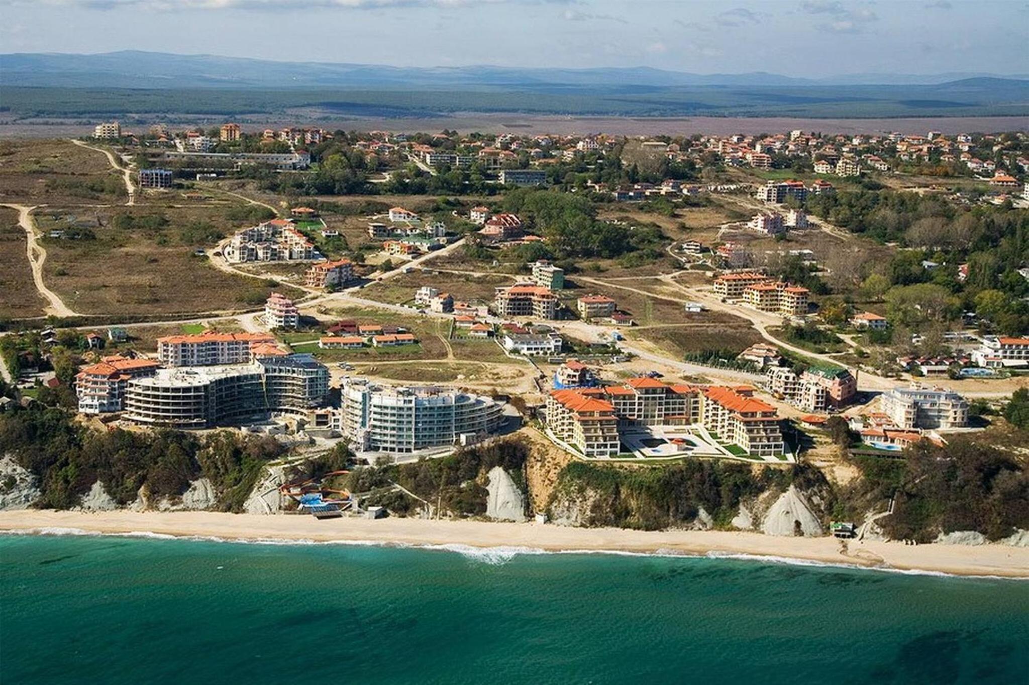Nice 2 Bedrooms With Ocean View In Byala