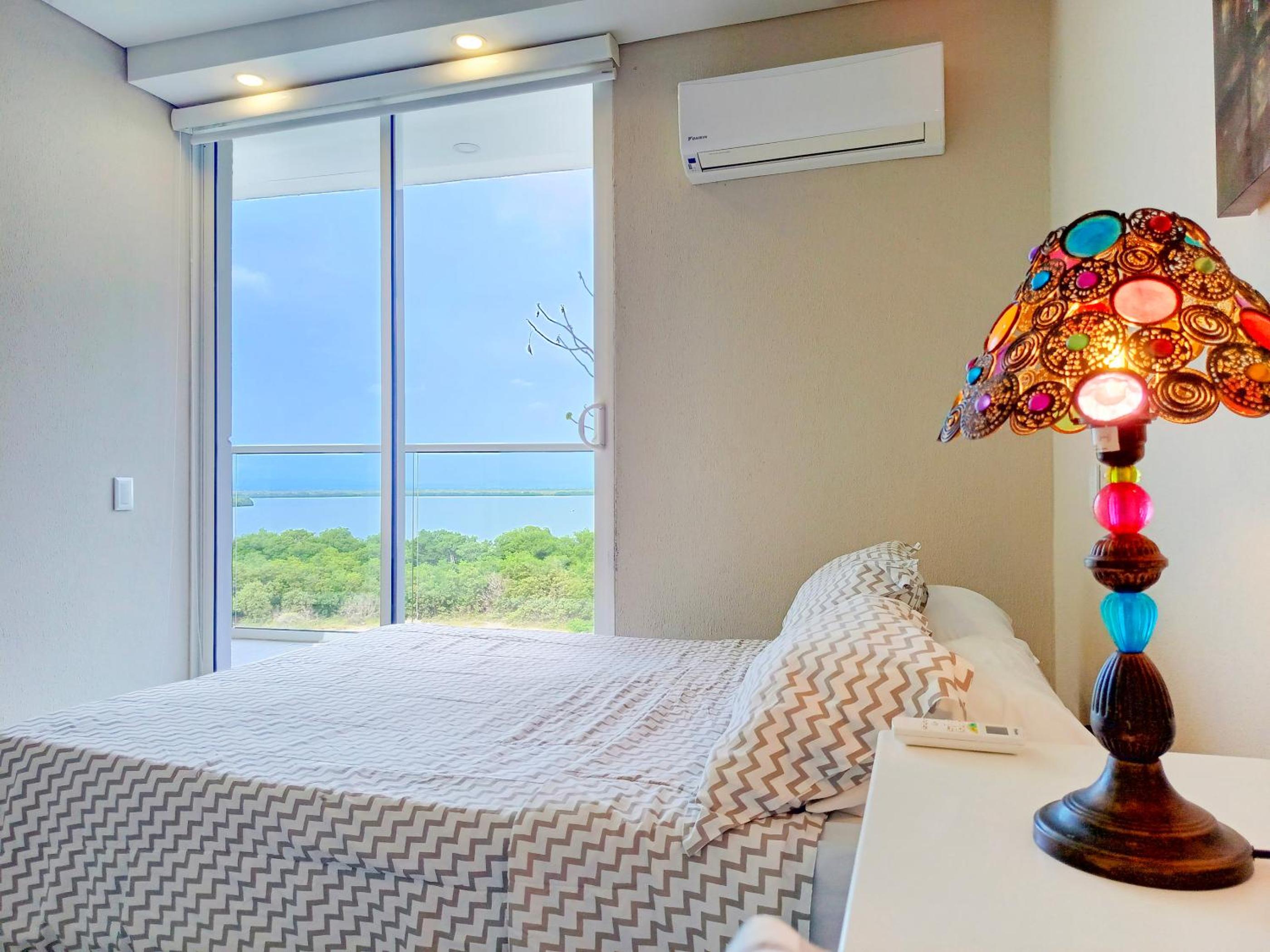 LINDO - Jacuzzi privado - 3 Min Playa Azul