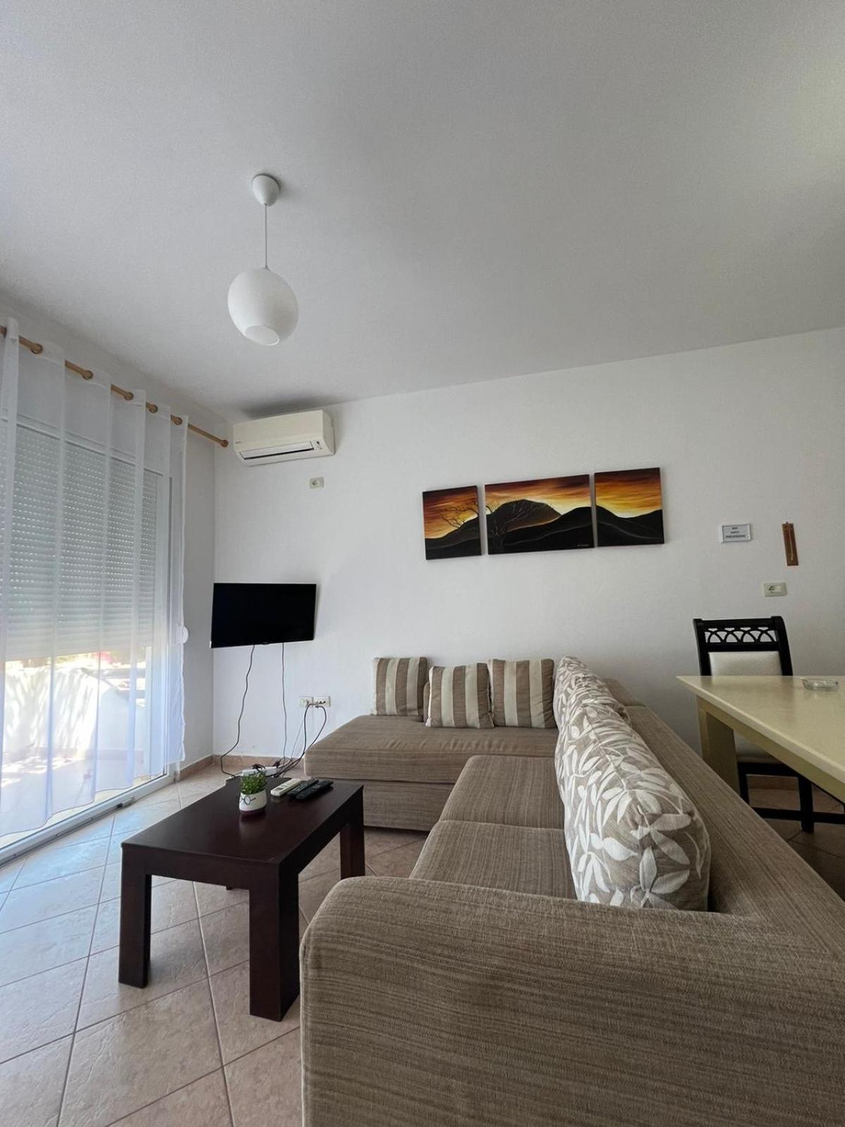 Deli apartments
