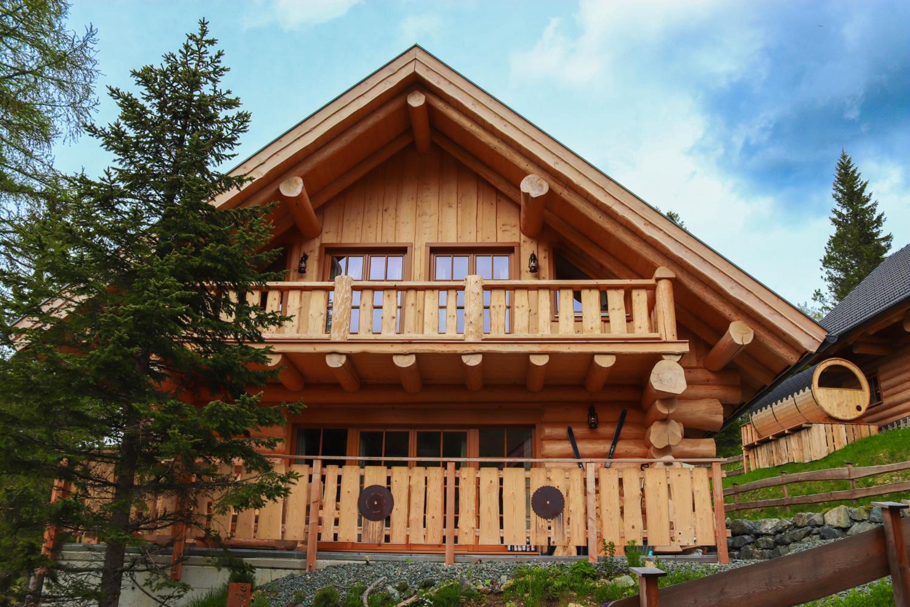 Almzauber Chalets - Haus Enzian inkl Infrarotliegen view 2