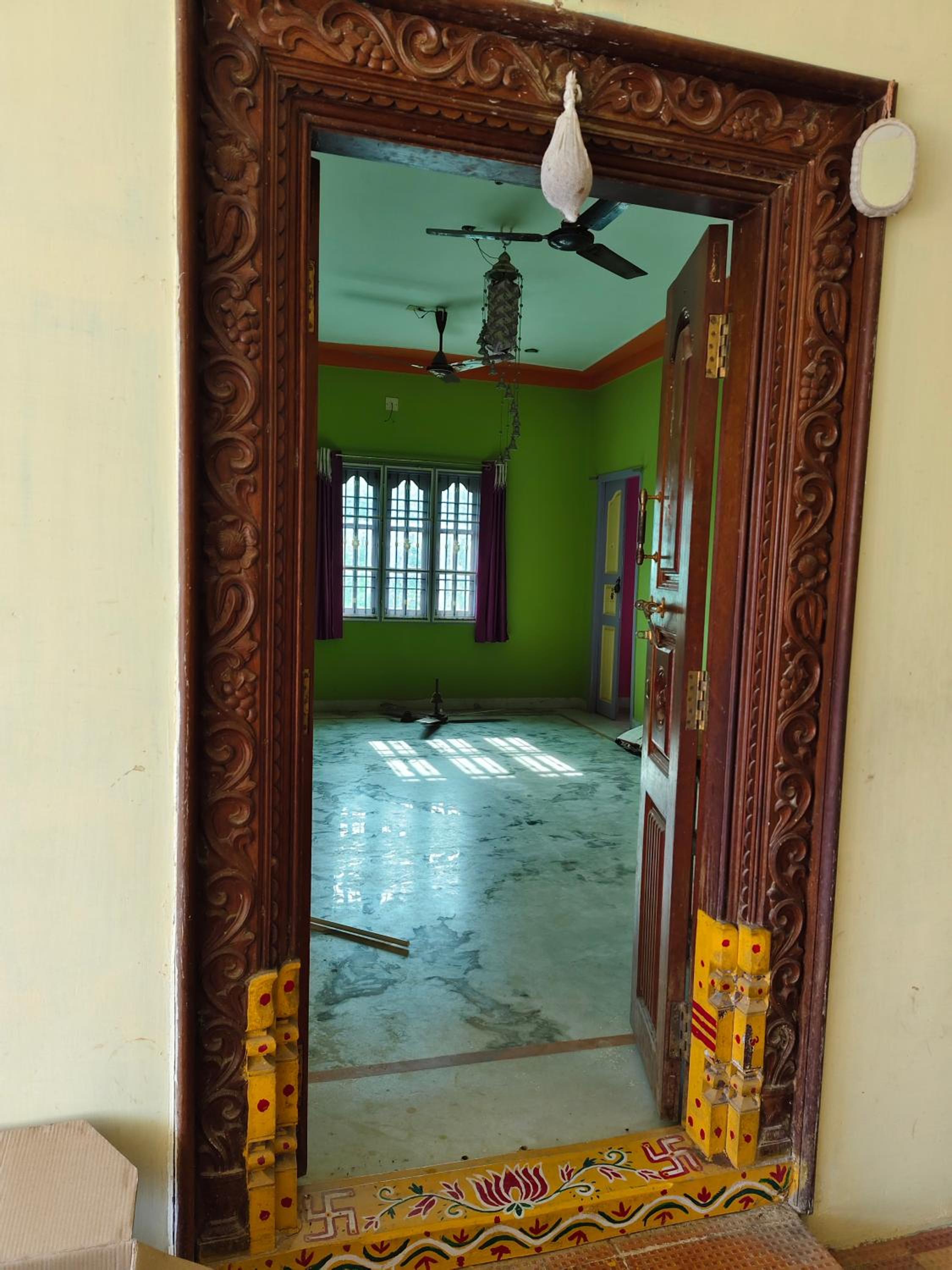 Mani house