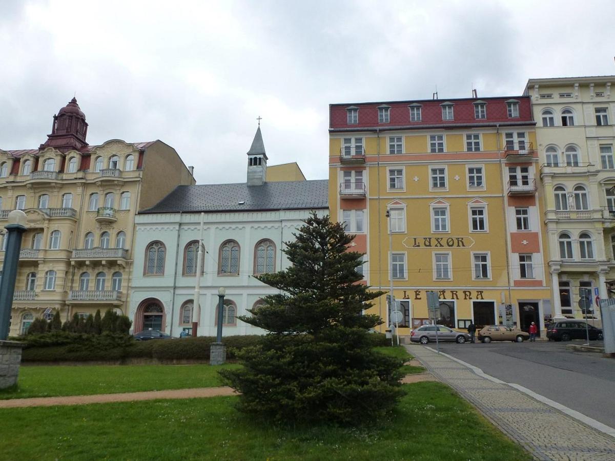 Photo 53