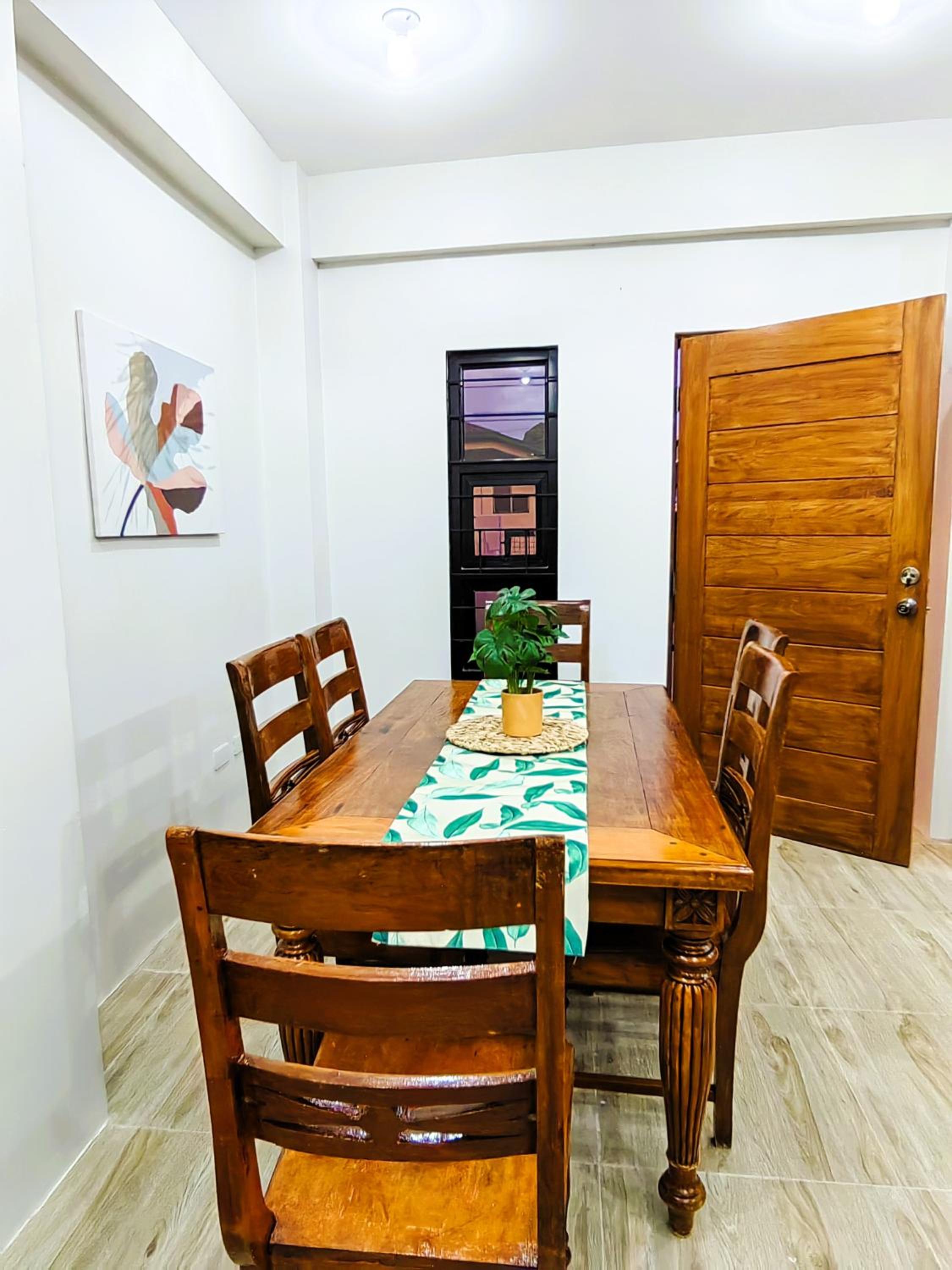Host Homes Apartelle in San Jose