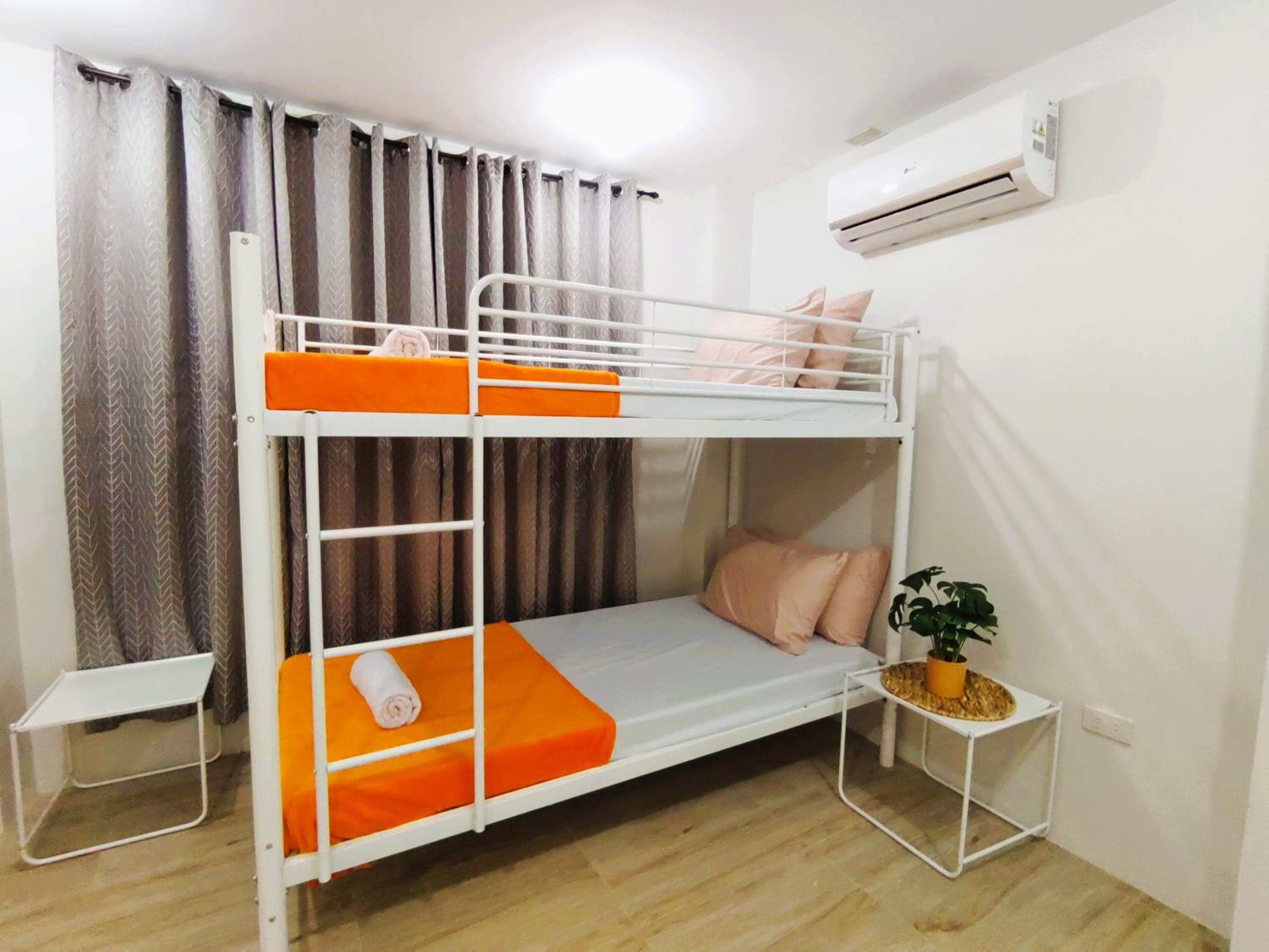 Host Homes Apartelle in San Jose
