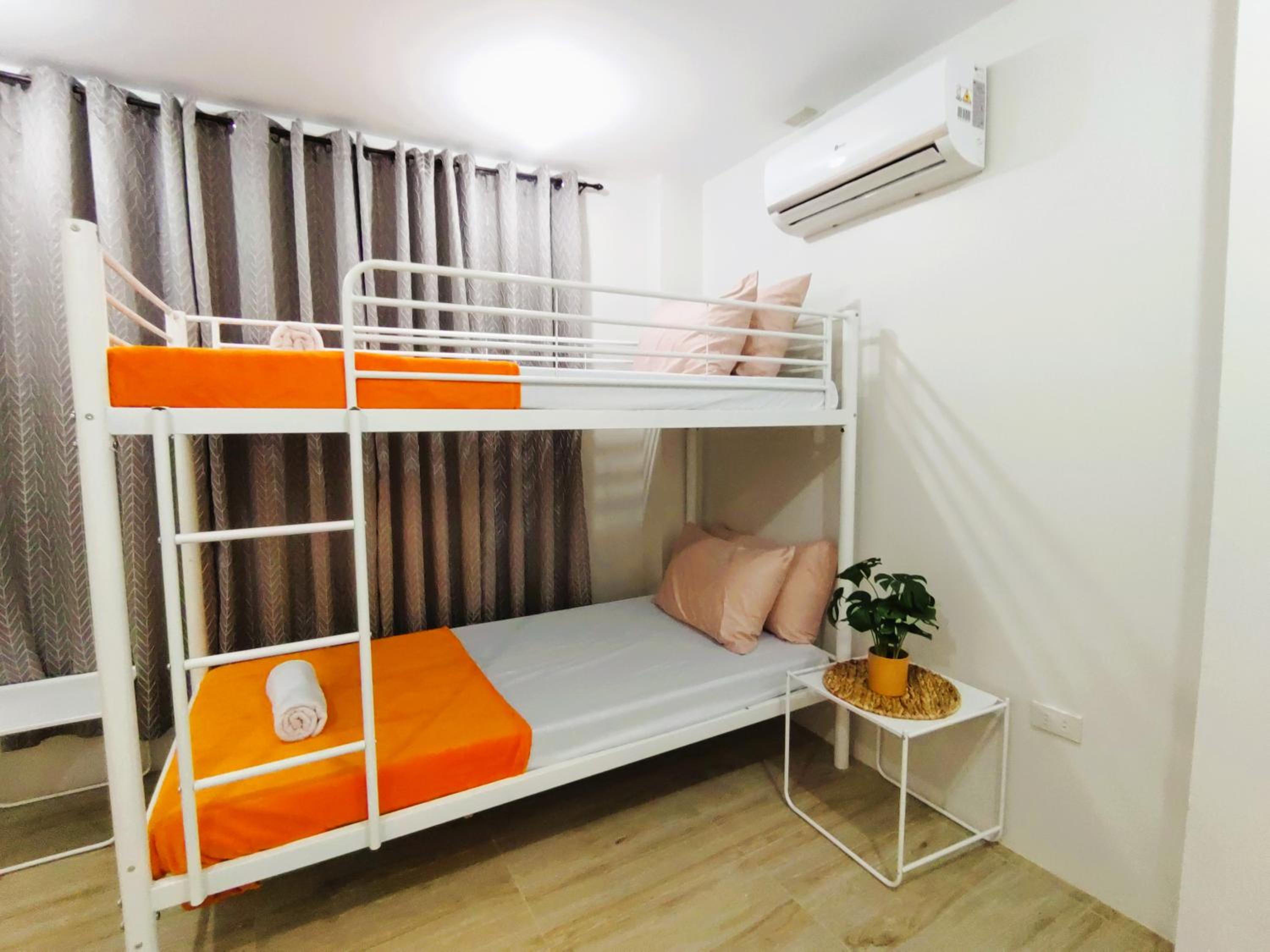 Host Homes Apartelle in San Jose