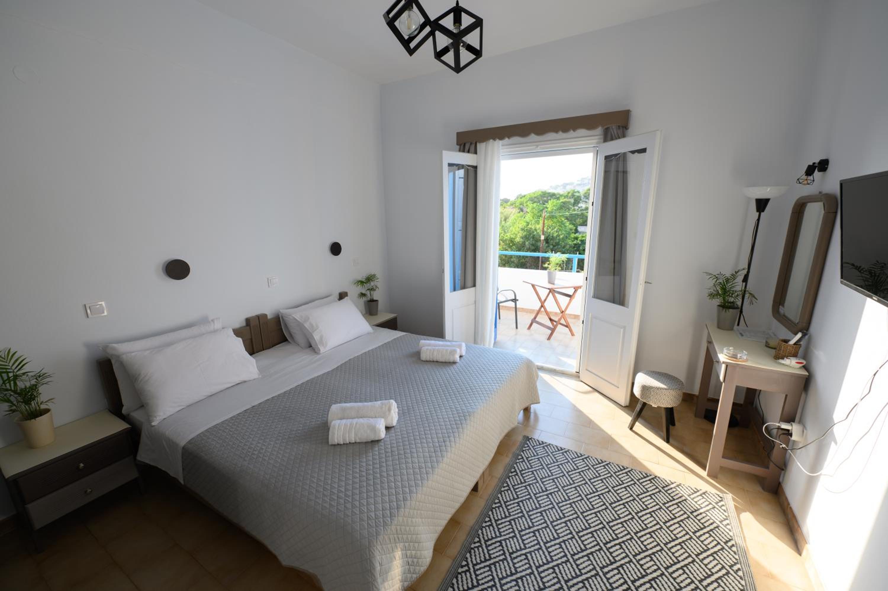 Verano Apartments