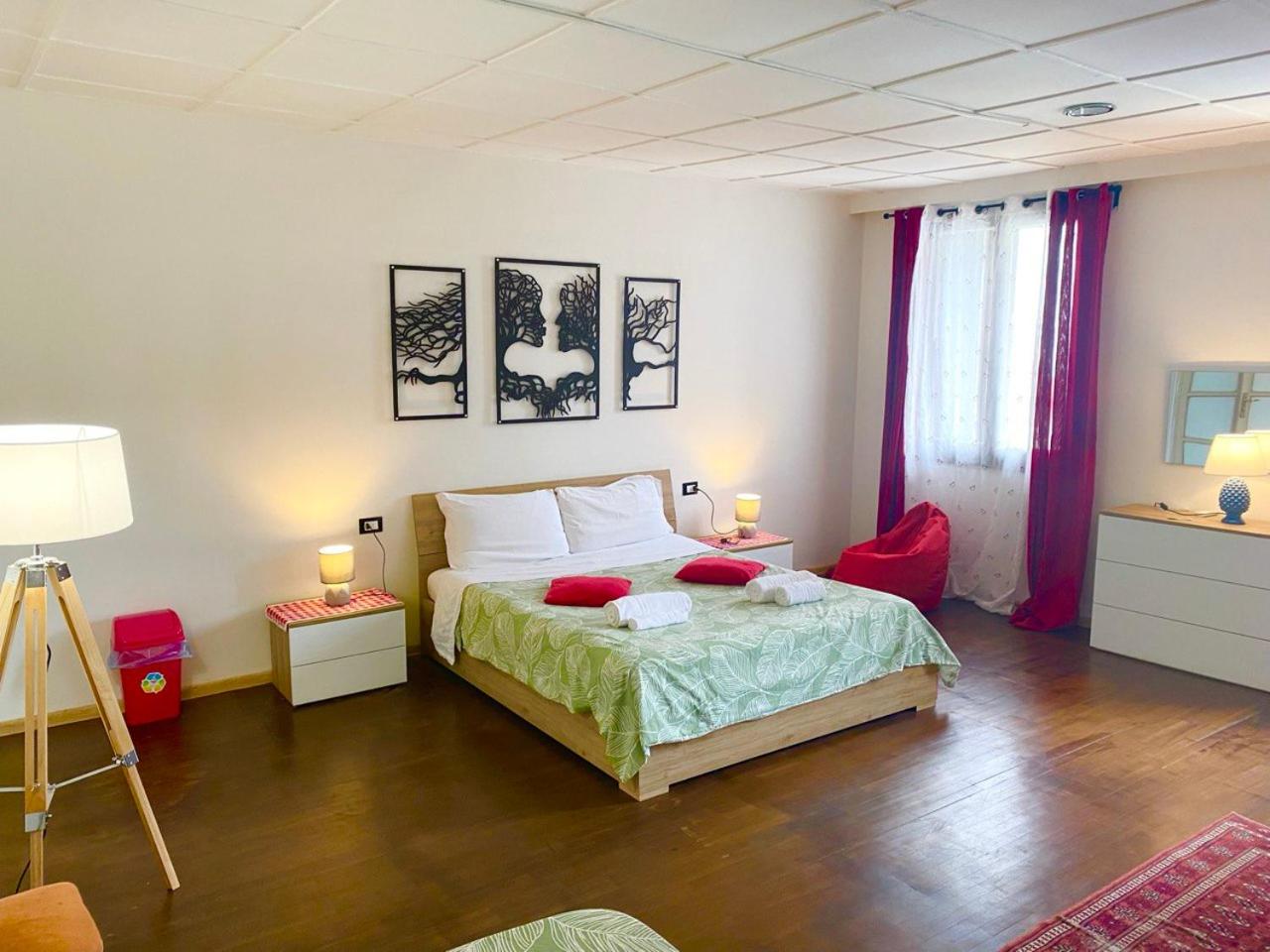 Zen Accommodations Grand Canal