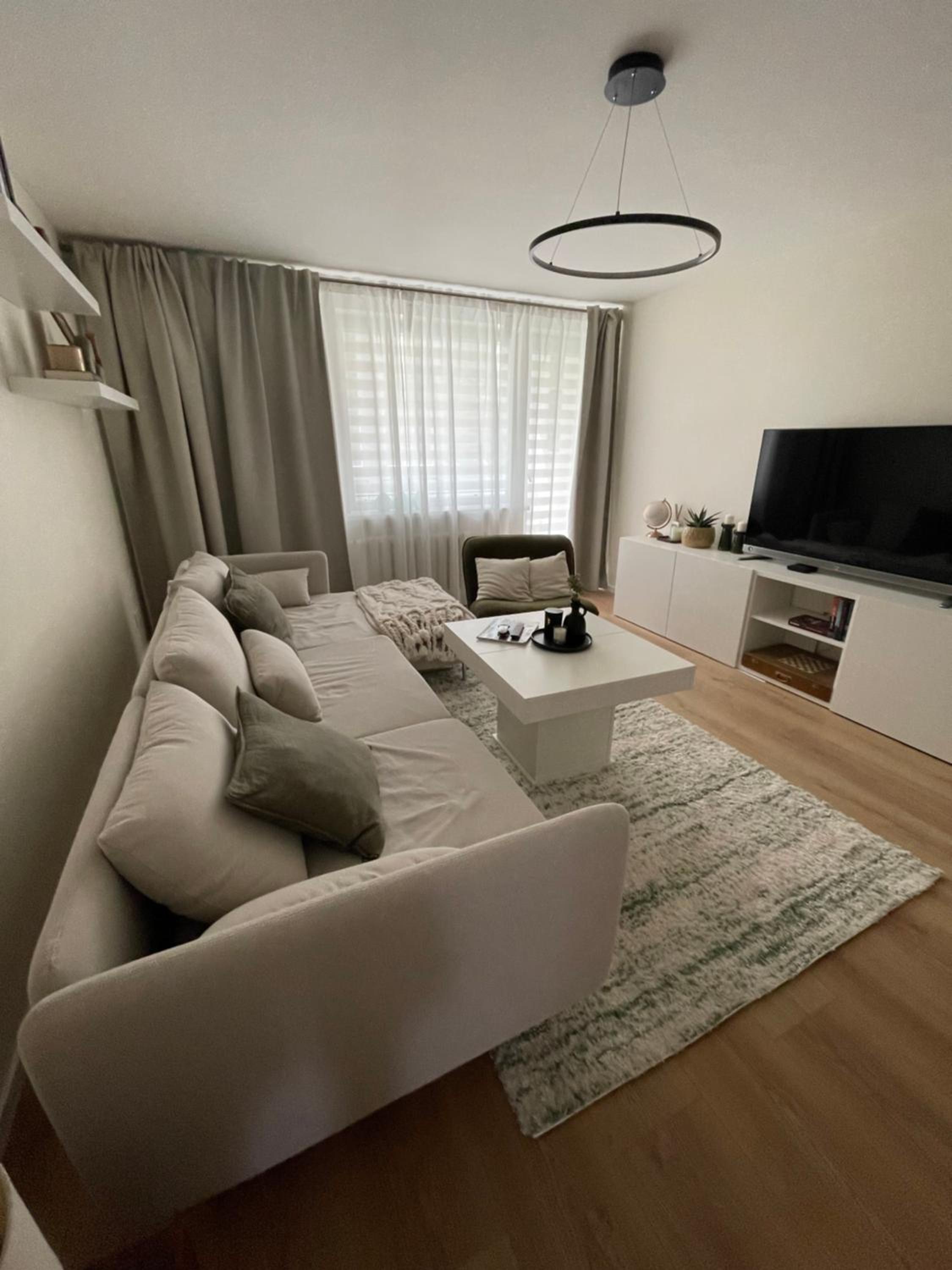 Moss Suite